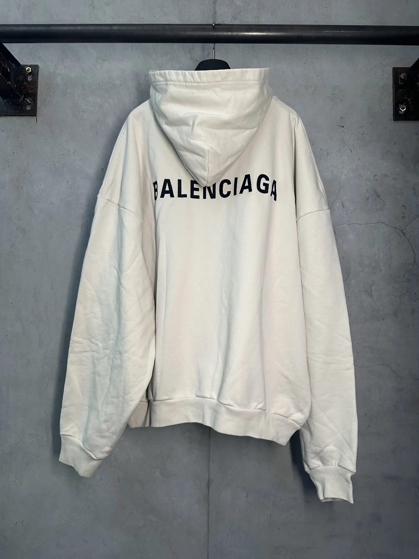 Logo Embroidered Oversized Hoodie D22011933 — view 2