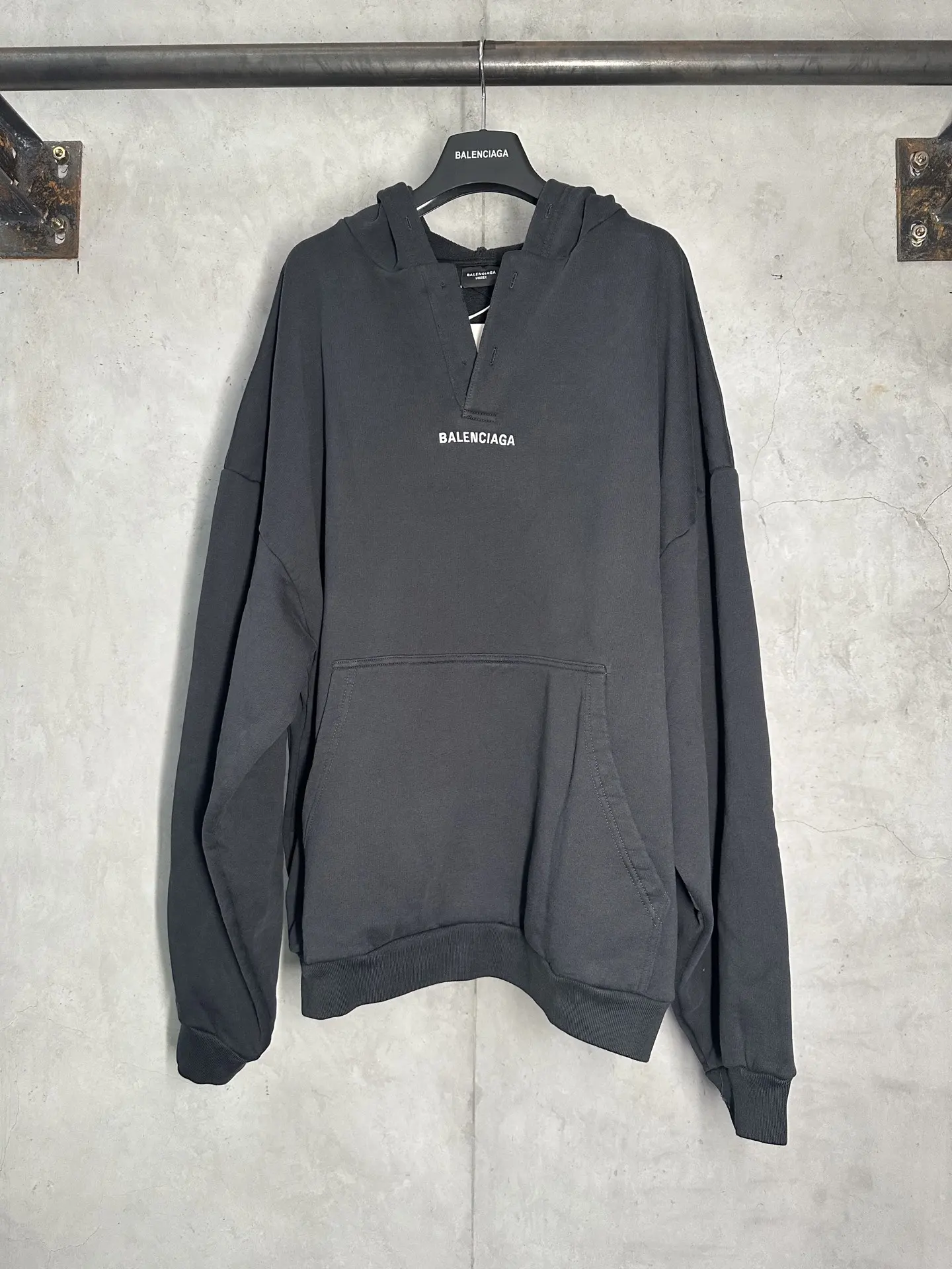 Logo Embroidered Oversized V-Neck Hoodie D22011934