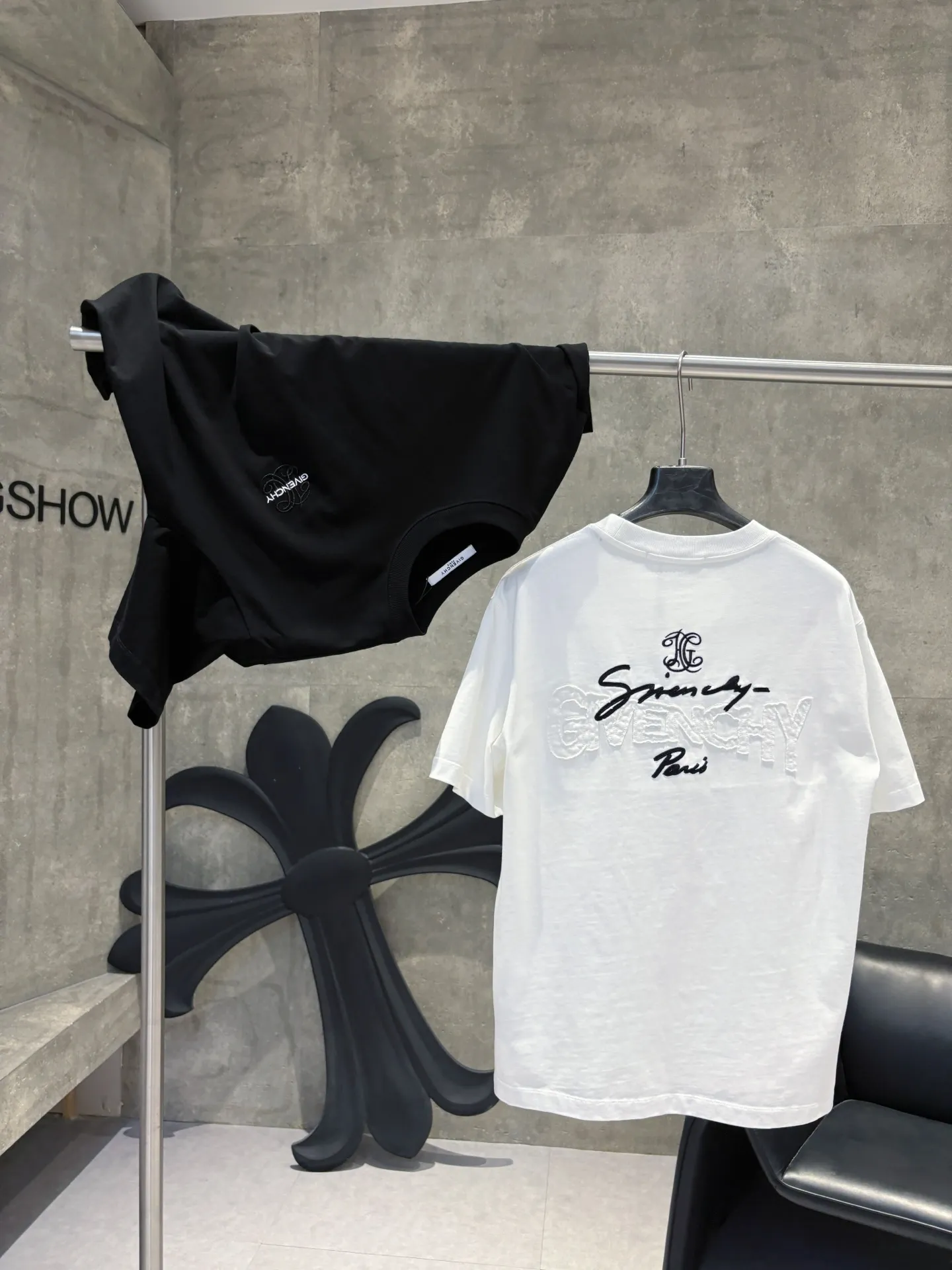 Logo Embroidered Cotton T-Shirt D9511220 — view 3