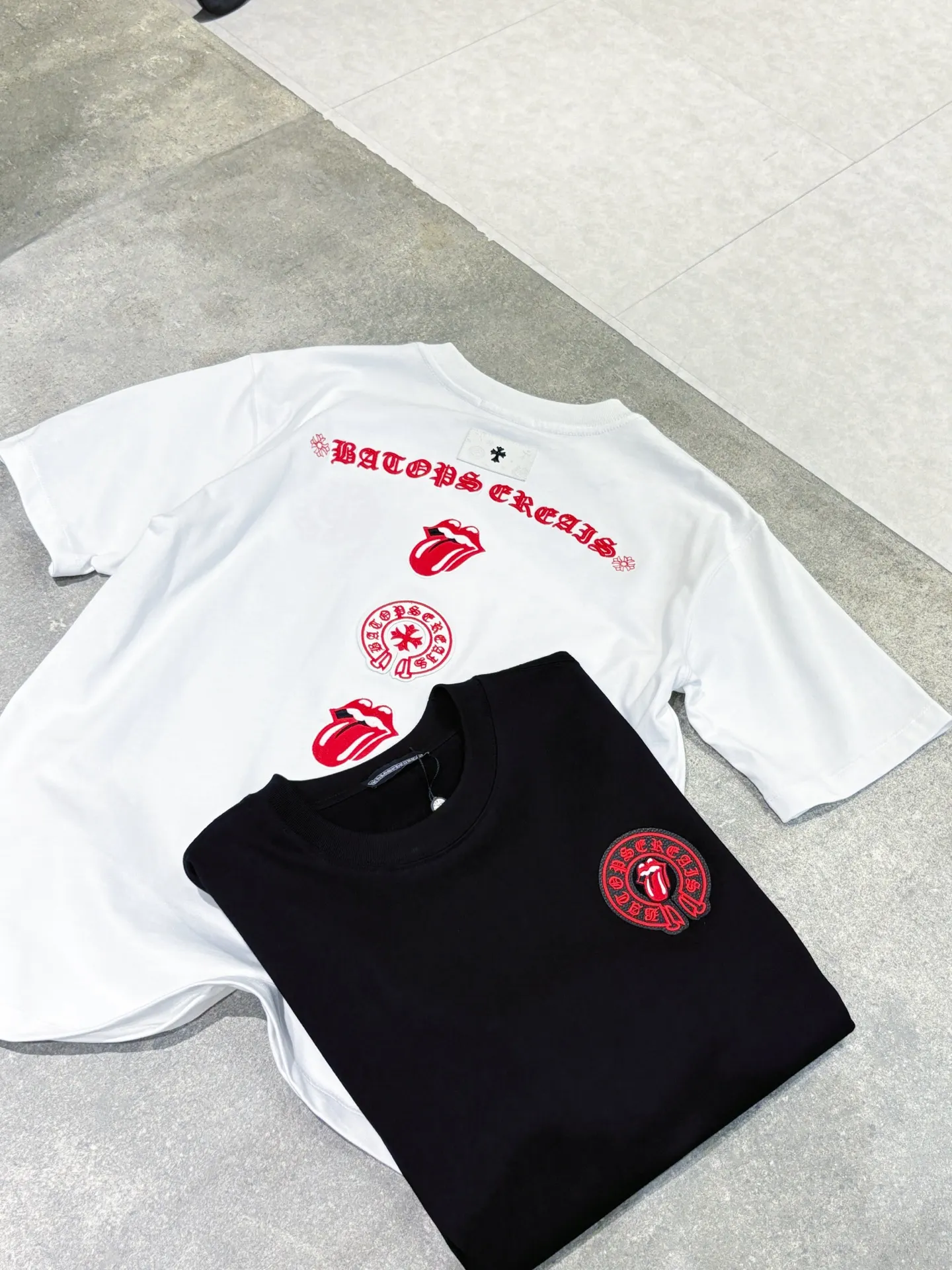 Embroidered Patch Cotton T-Shirt D9511223 — view 9