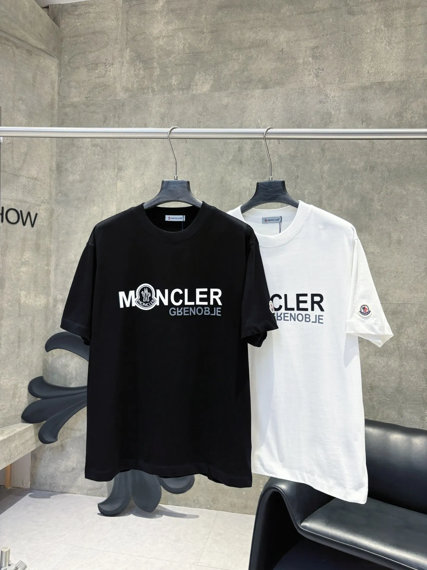 Grenoble Logo-Print Cotton T-Shirt D9511221