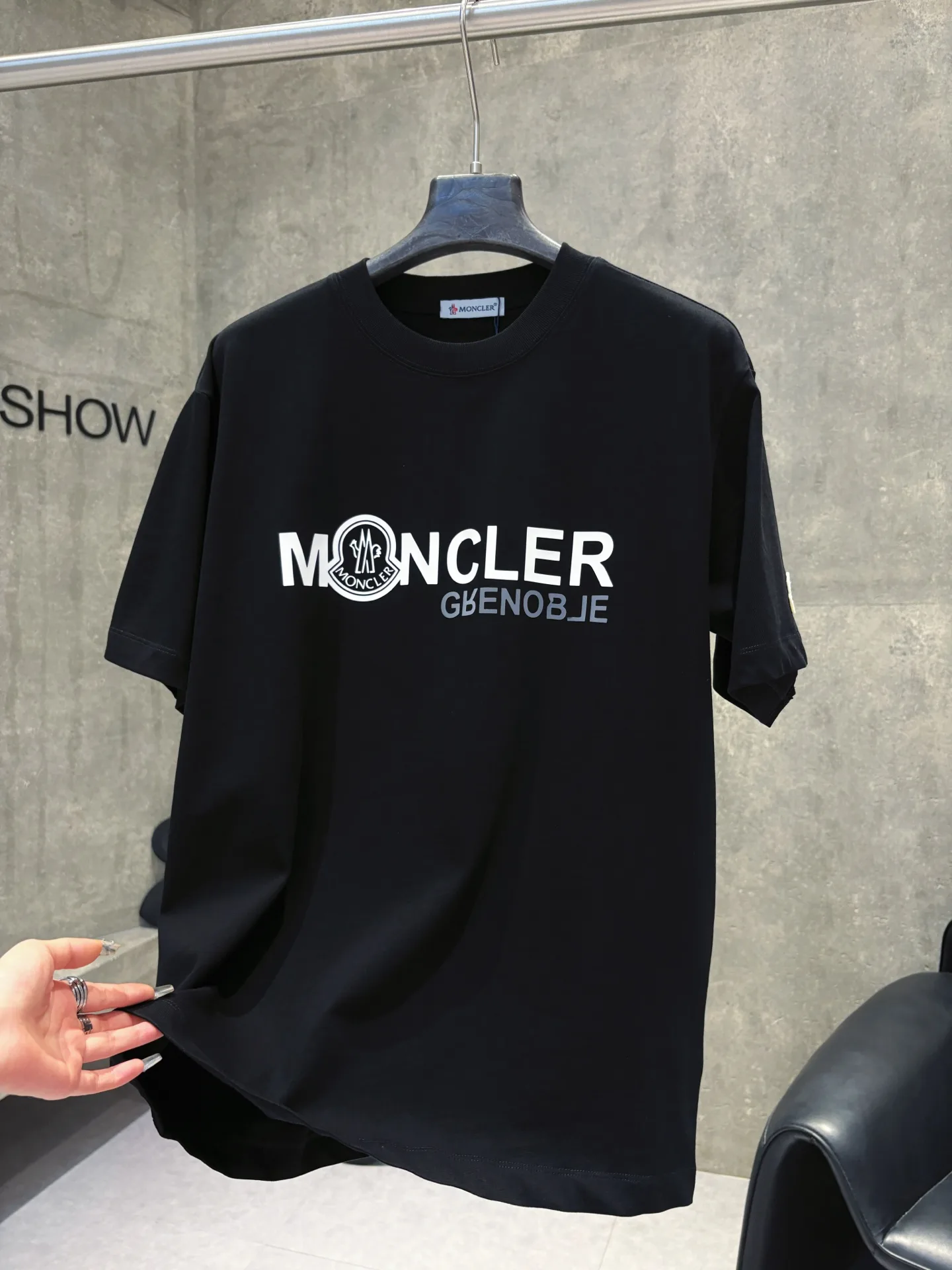Grenoble Logo-Print Cotton T-Shirt D9511221 — view 2