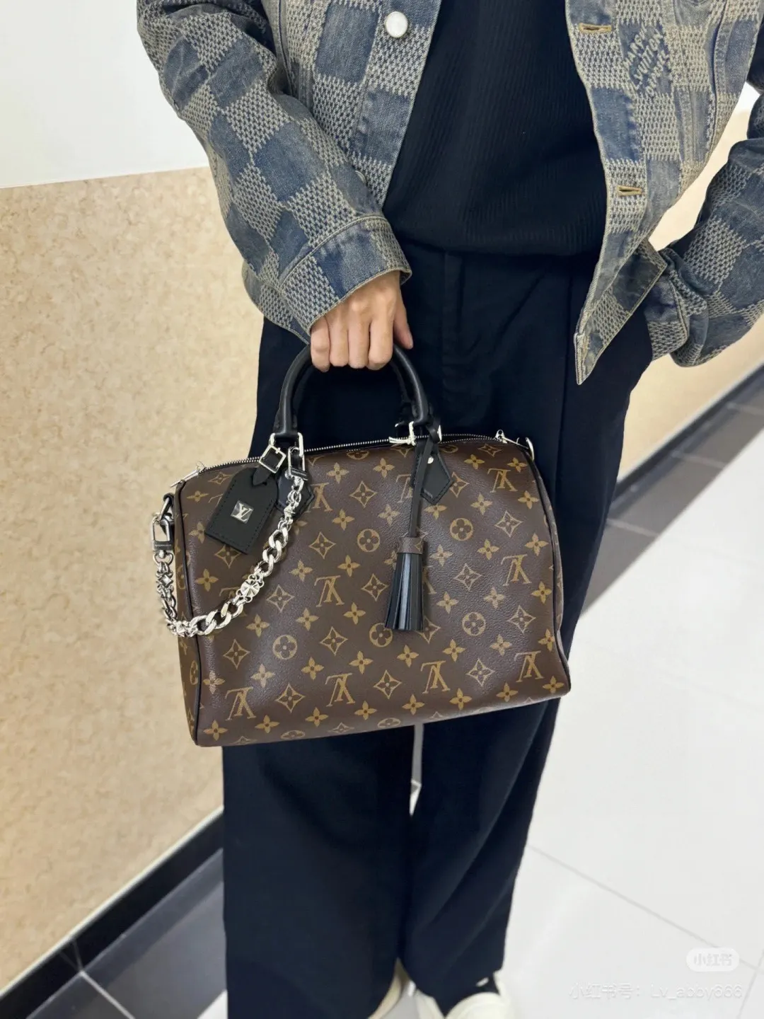 Speedy 30 Monogram Canvas Handbag D37018046 — view 2