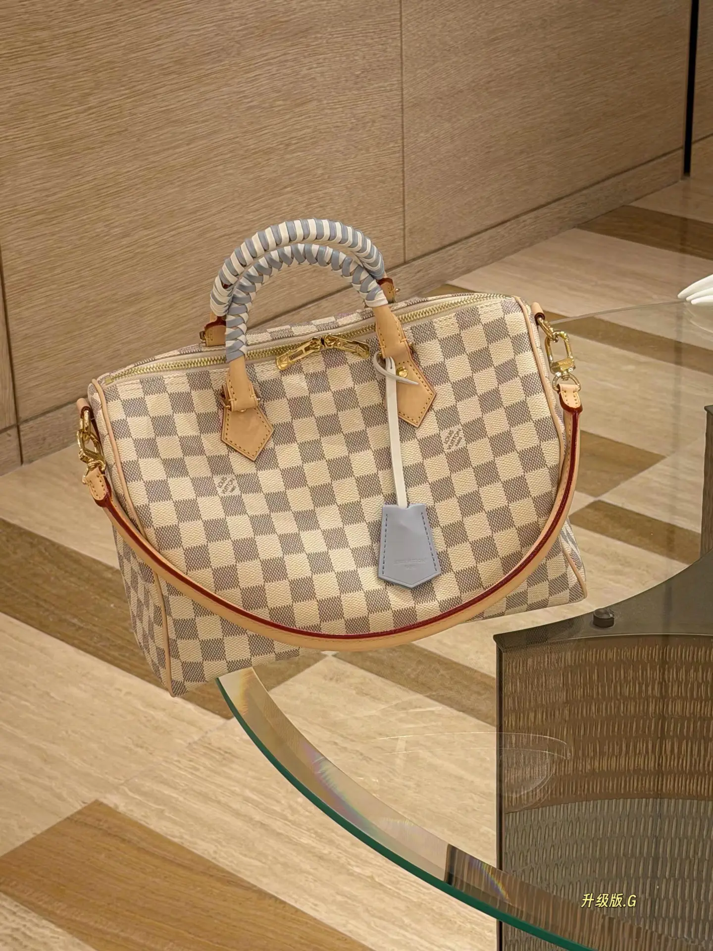 Speedy 30 Damier Azur Top-Handle Bag D39018312 — view 4