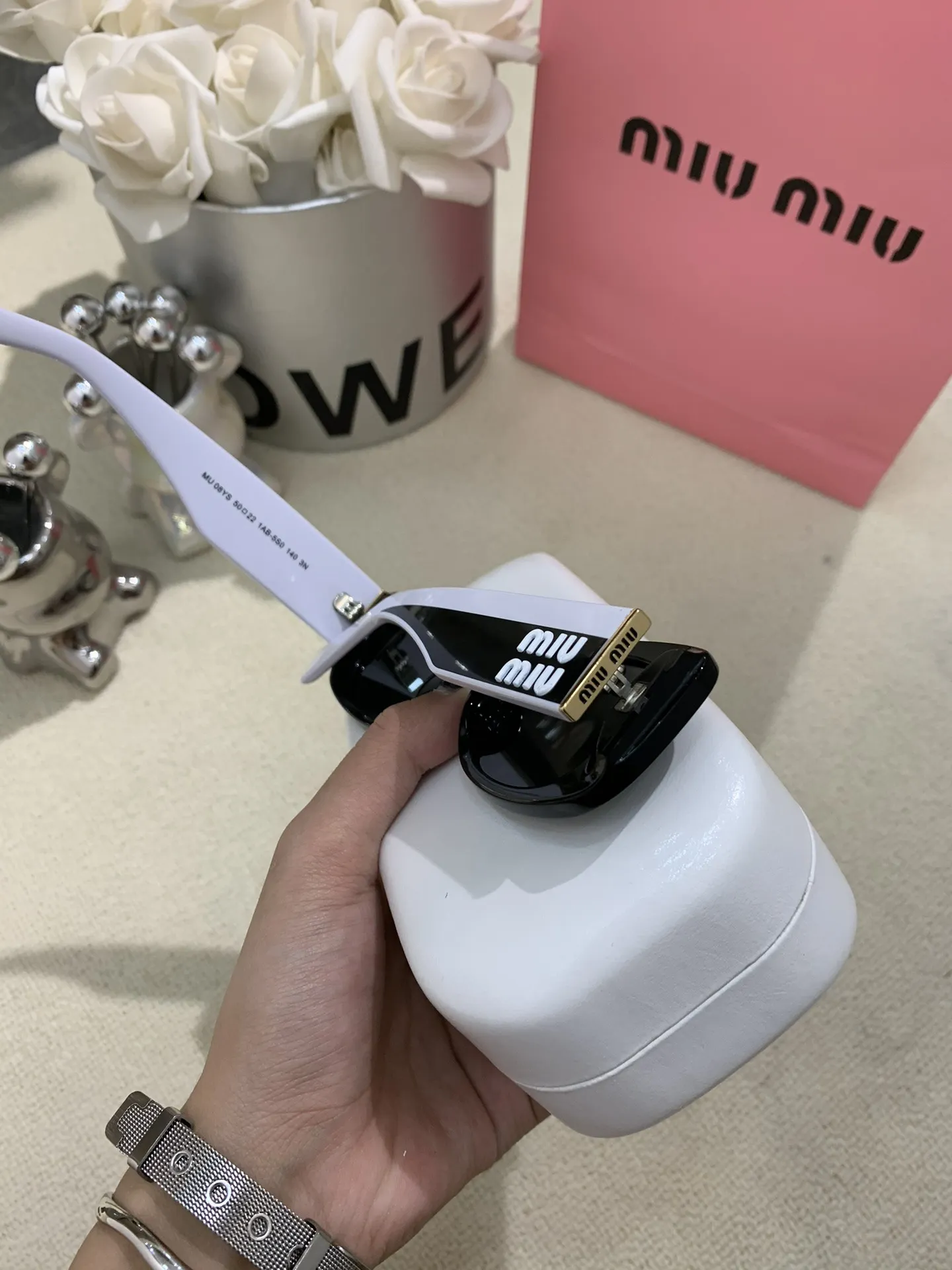 Miu Miu Oversized Sunglasses D20018526 — view 5