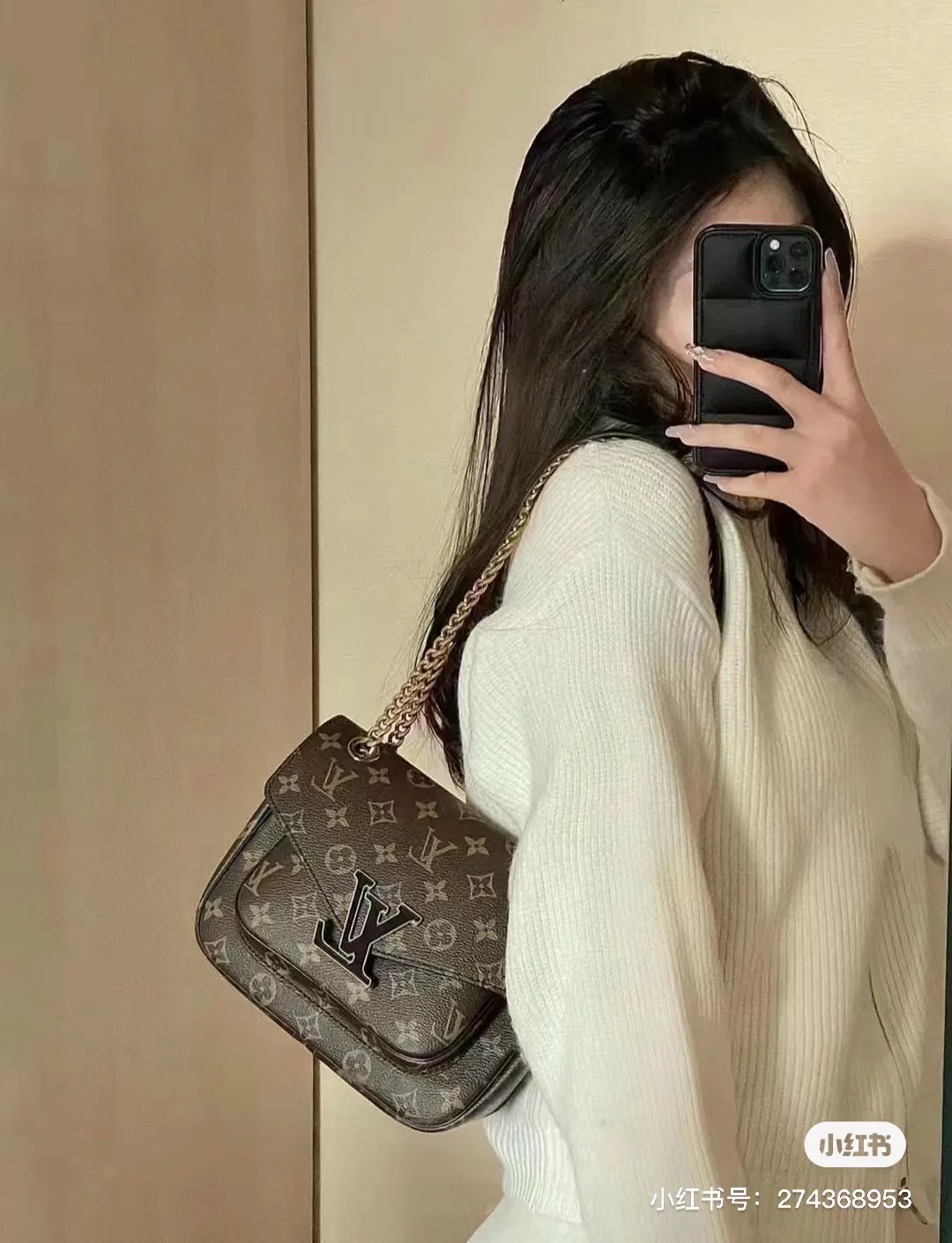 Monogram Canvas Shoulder Bag D35518106 — view 4