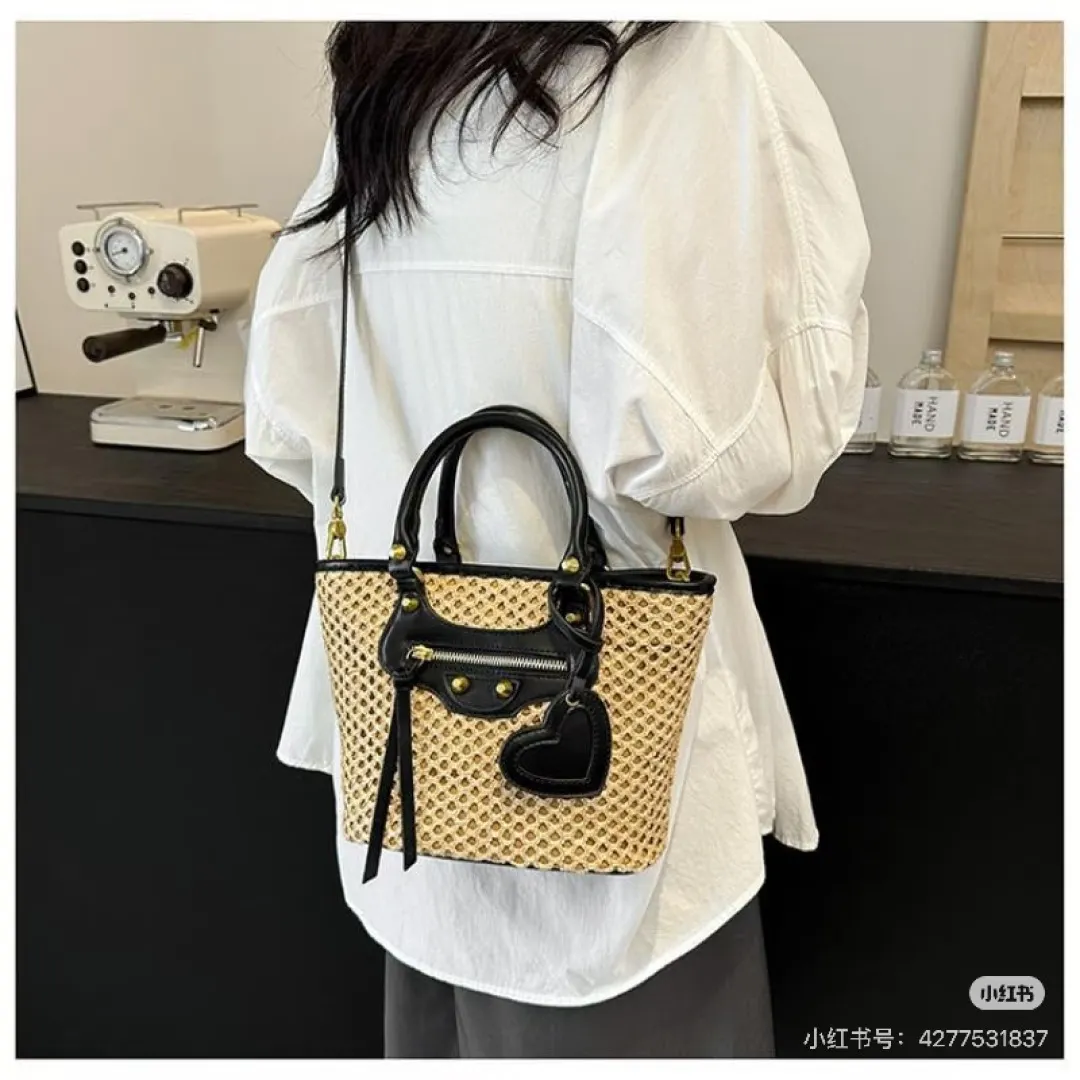 Woven Straw Top-Handle Tote Bag D30017963 — view 4