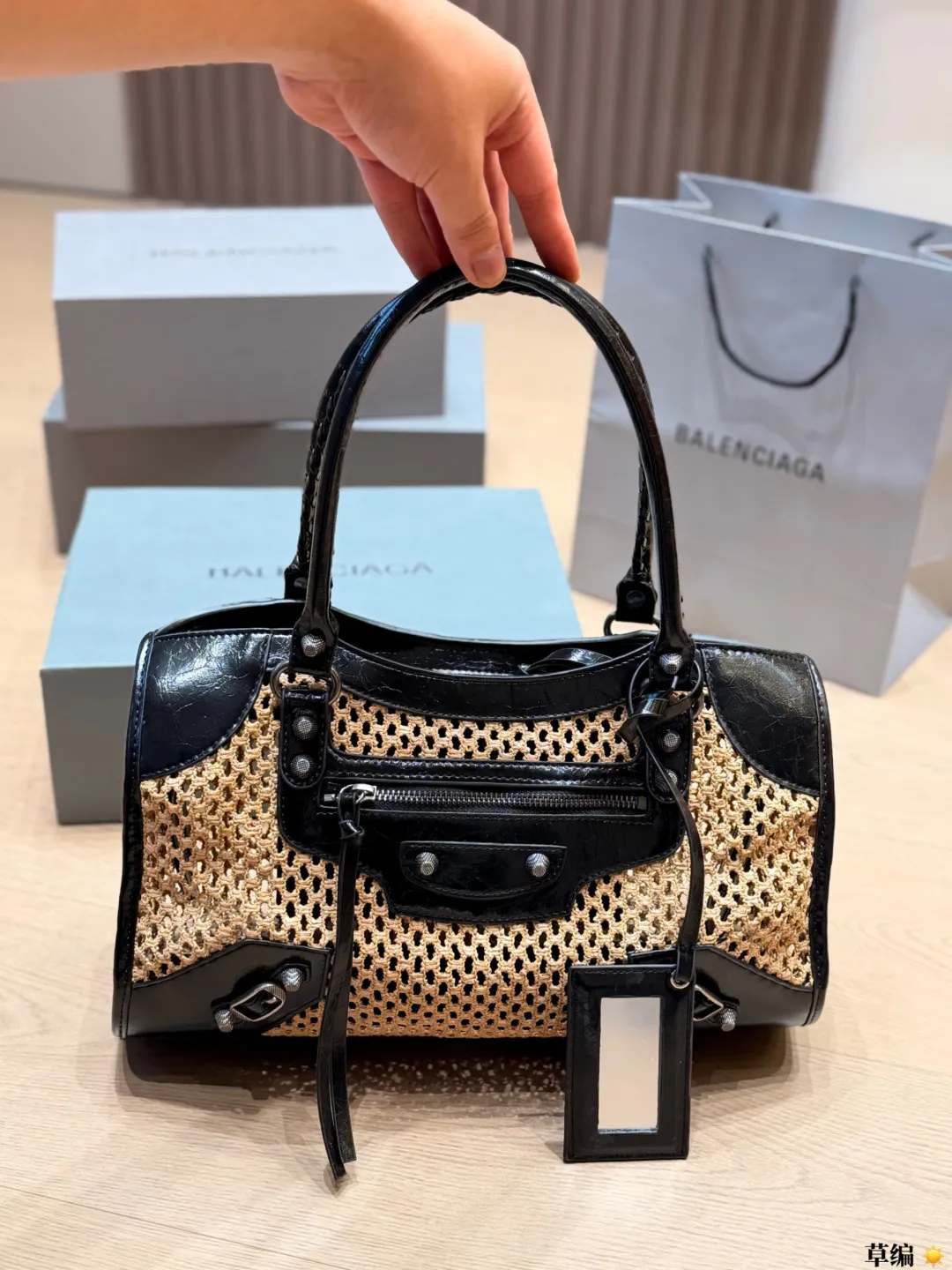 Neo Cagole Raffia & Leather Top-Handle Bag D34017964 — view 11