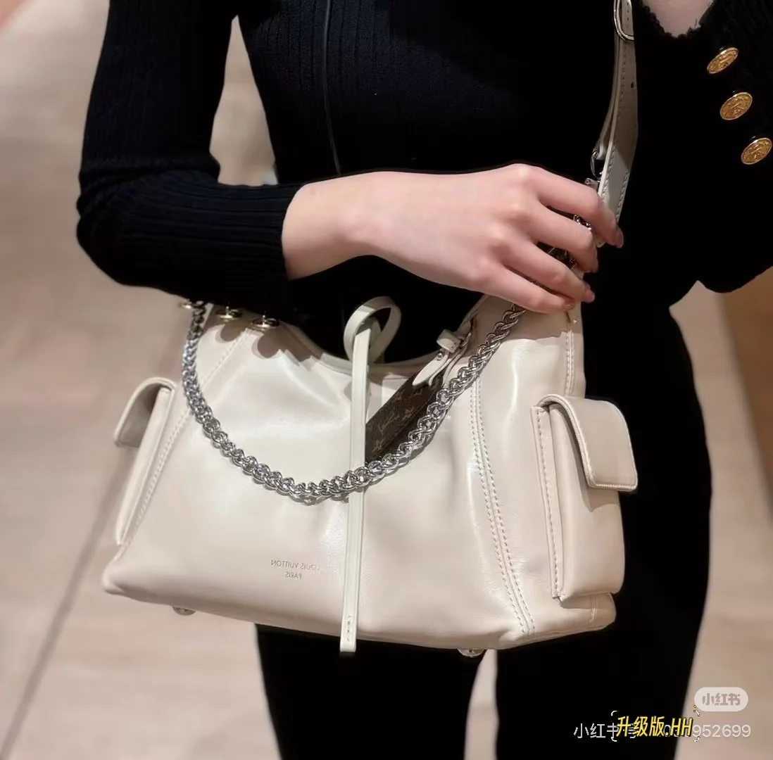LV White Warrior Tote Shoulder Bag D38018005 — view 3