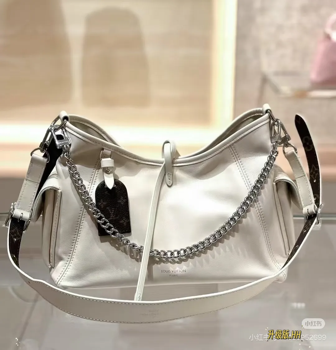 LV White Warrior Tote Shoulder Bag D38018005 — view 4