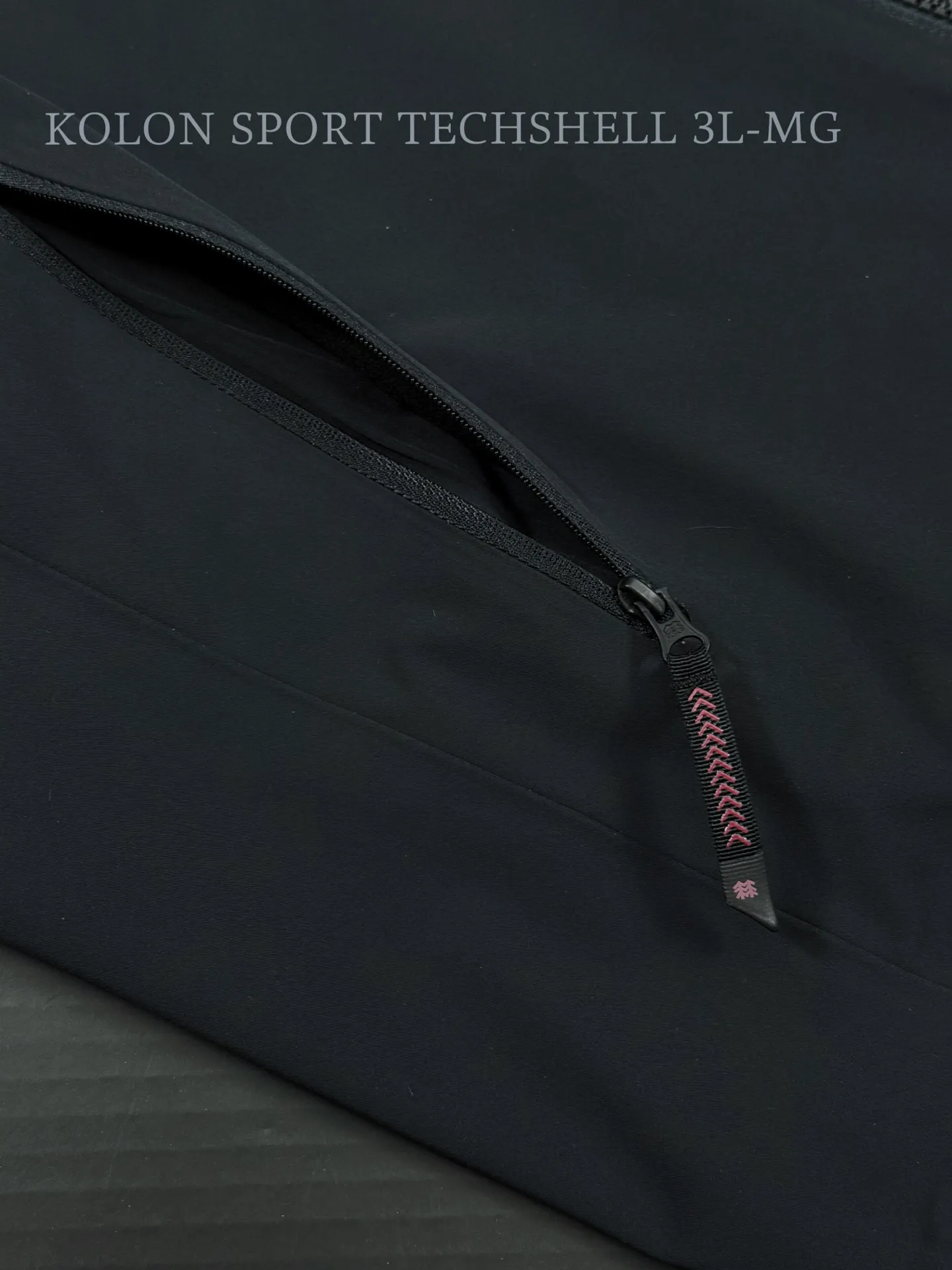 Techshell 3L Waterproof Softshell Jacket D38011081 — view 4