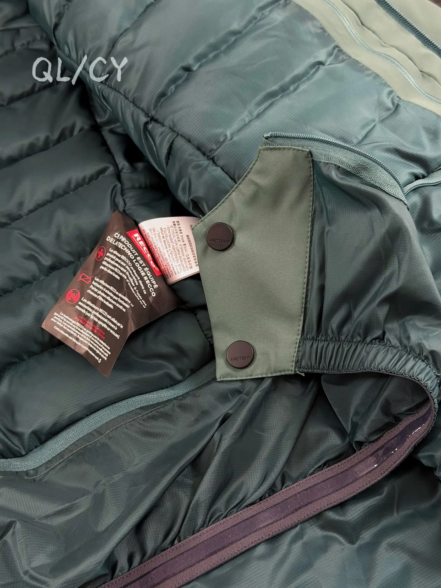 Nita Down GORE-TEX Hooded Puffer Jacket D58019664 — view 8