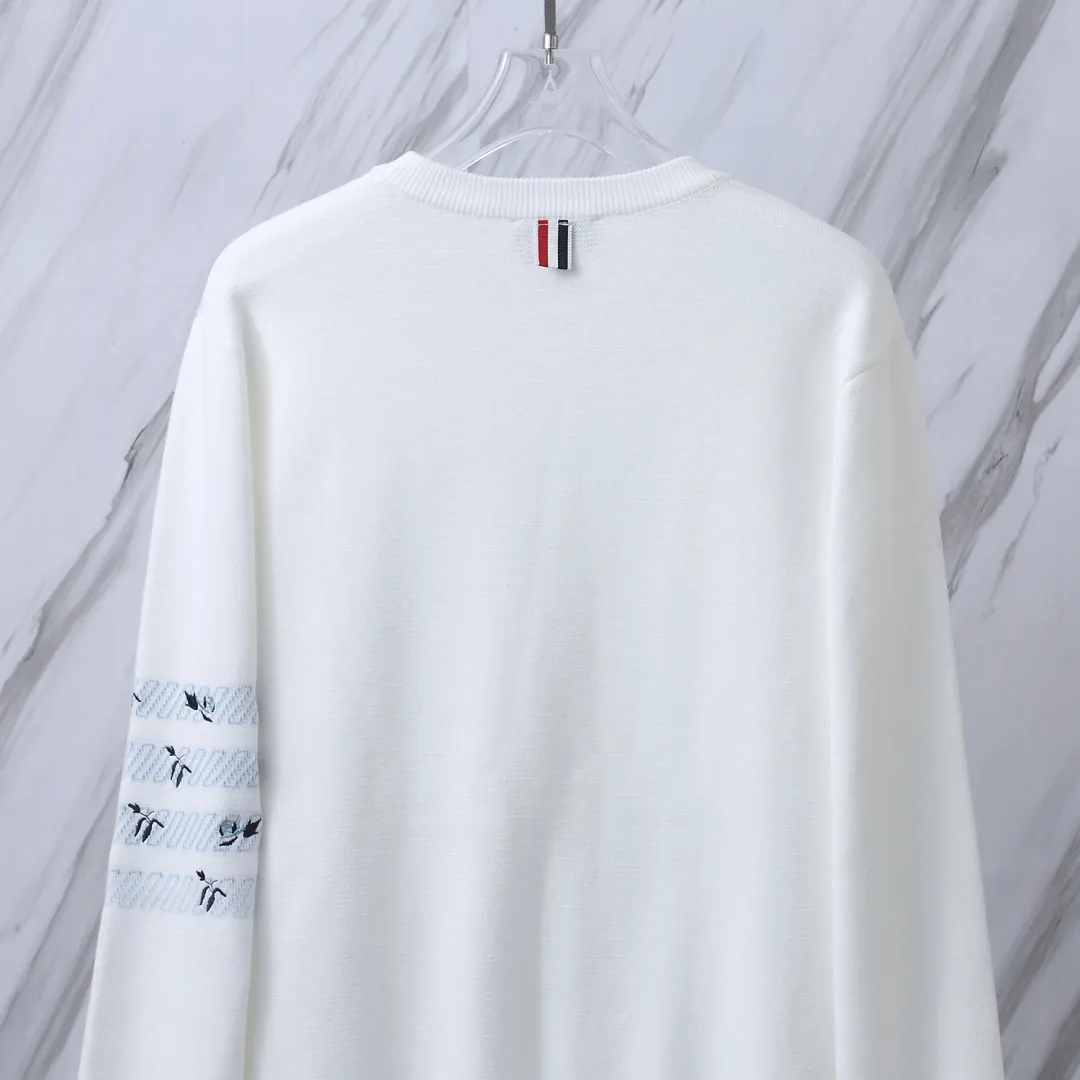 Embroidered Rose 4-Bar Crew-Neck Sweater D24012695 — view 7