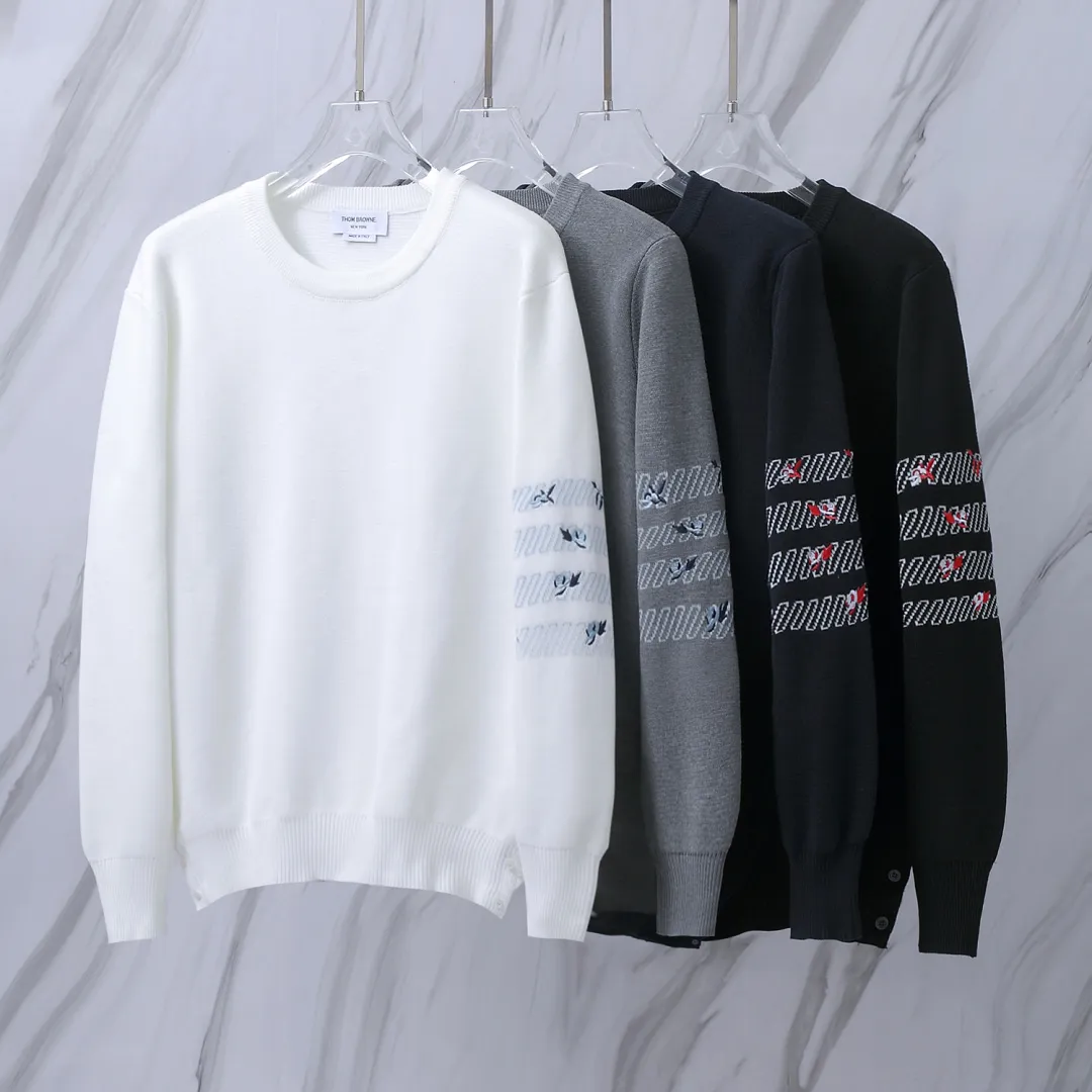 Rose Embroidered 4-Bar Stripe Crew-Neck Sweater D24012694
