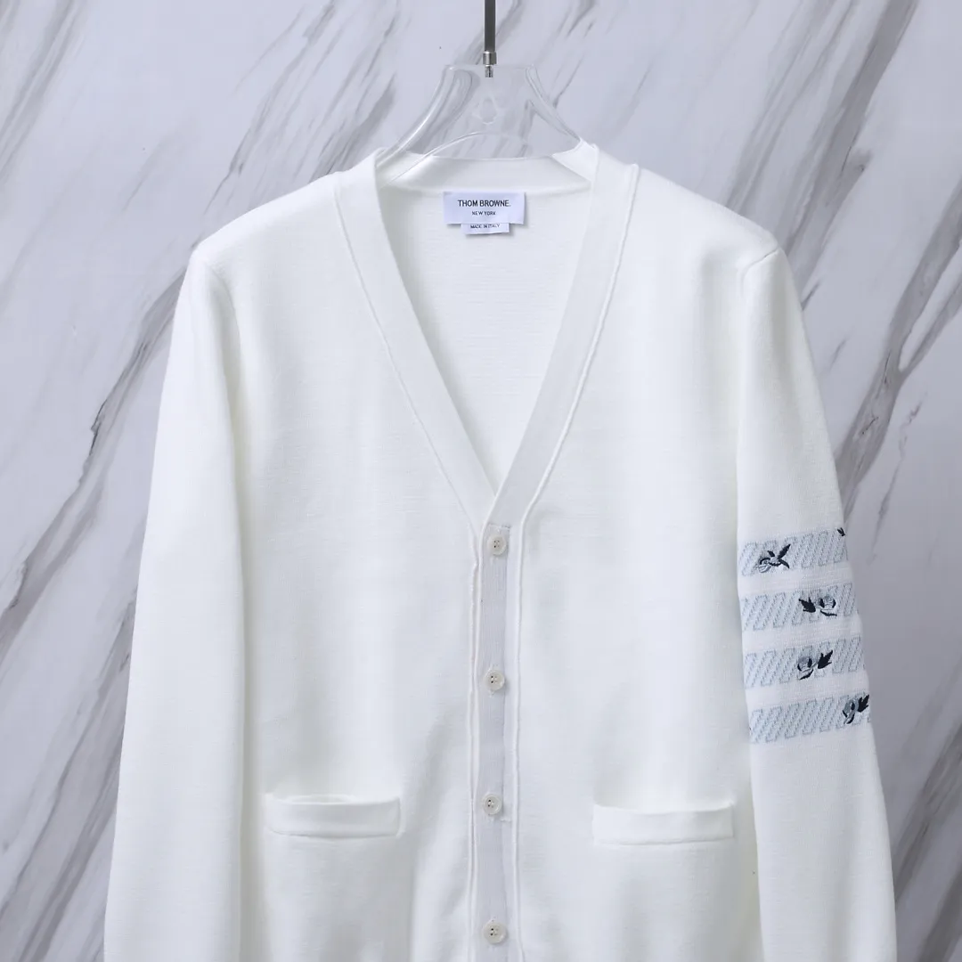 Floral Embroidery 4-Bar Stripe Knit Cardigan D25012687 — view 5