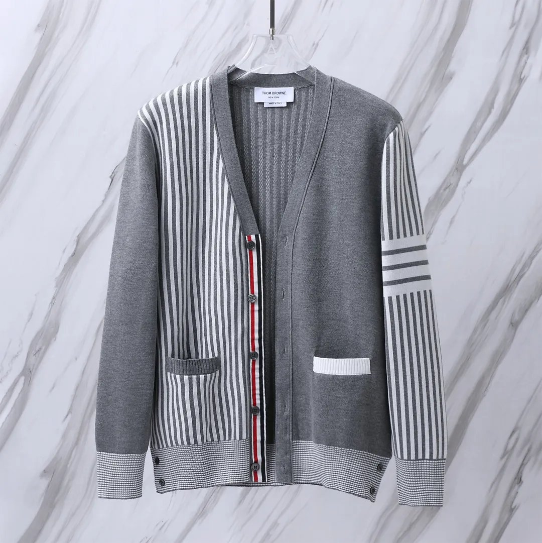 Striped Wool-Blend V-Neck Cardigan D25512673 — view 4