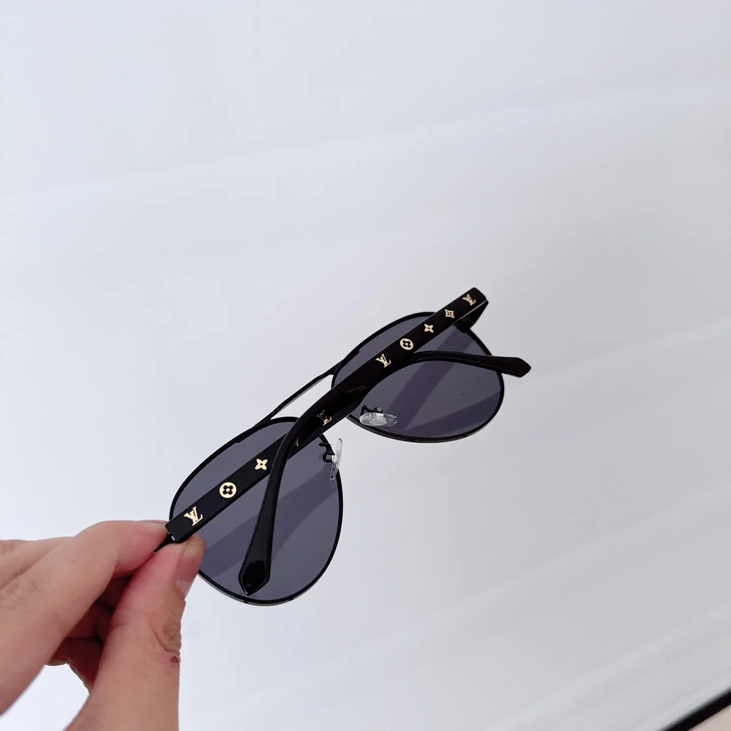 Louis Vuitton Men's Square-Frame Sunglasses D21018575 — view 3