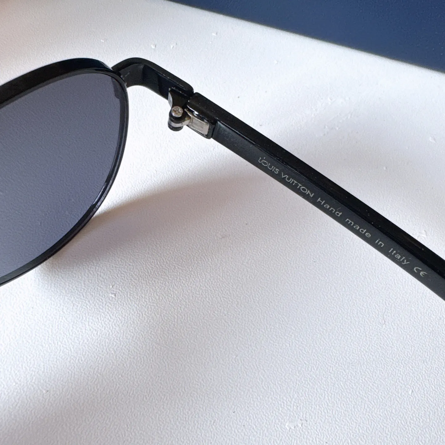 Louis Vuitton Square-Frame Sunglasses D21018576 — view 4