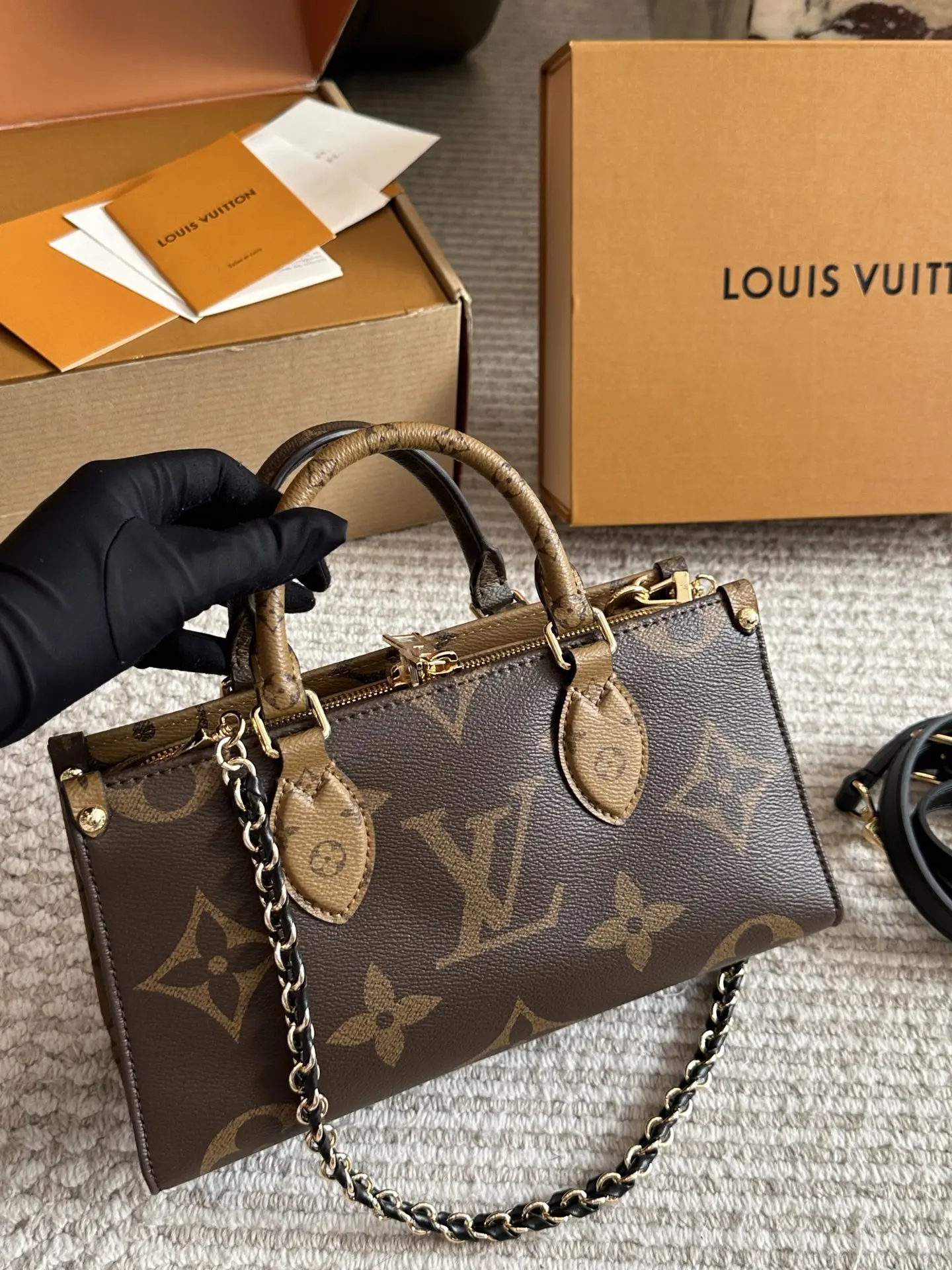 Monogram OnTheGo East West Tote Bag D35518107