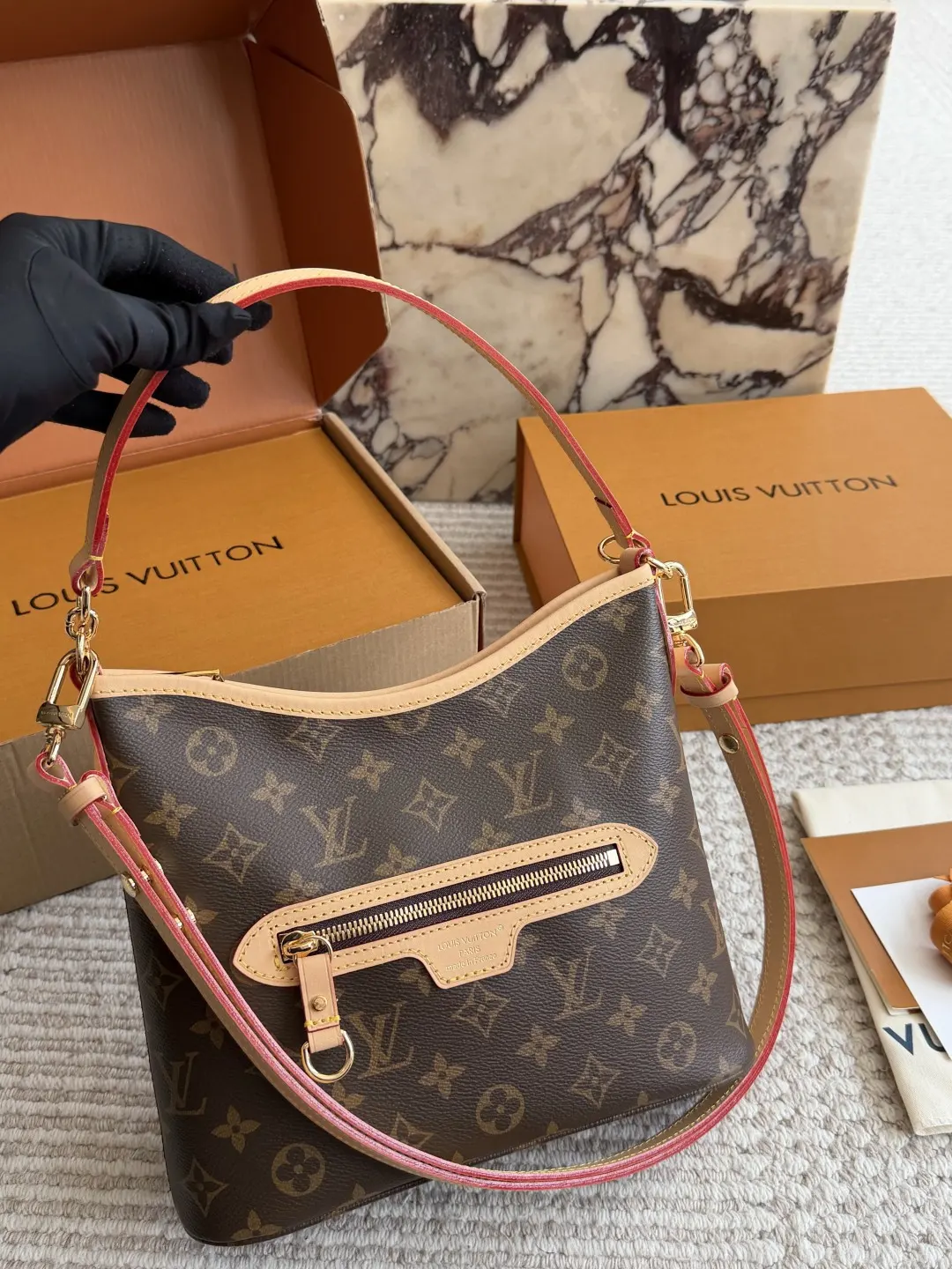 Monogram Canvas Lineup Tote Bag D35518442 — view 6