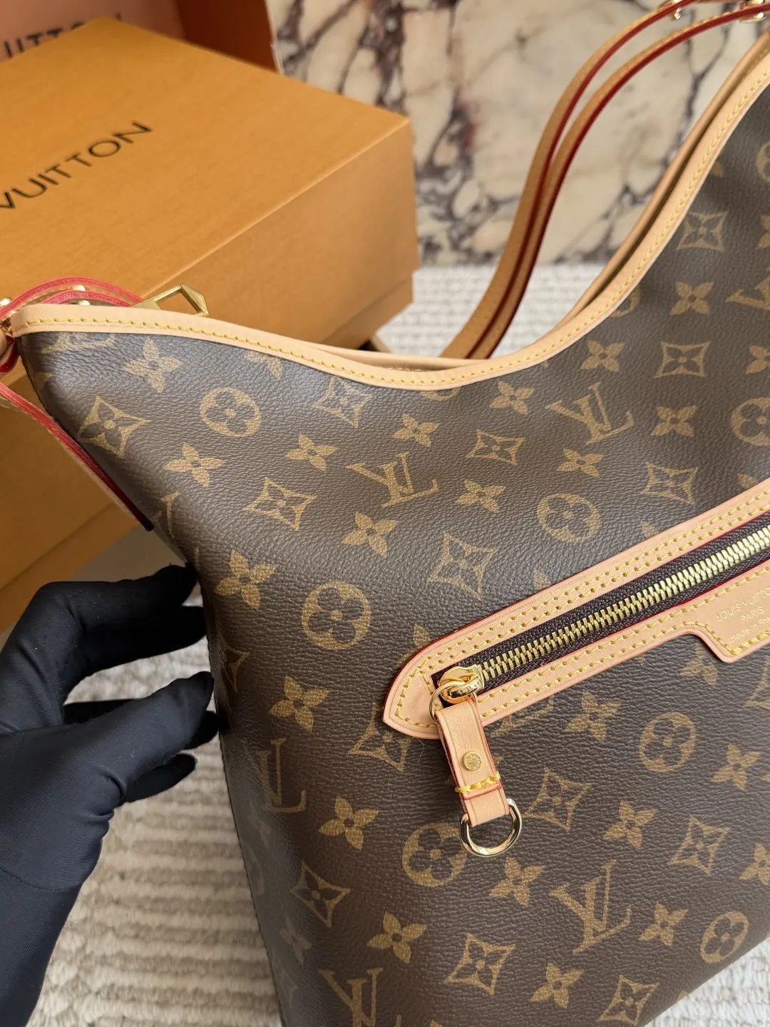 Monogram Hobo Shoulder Bag D36018440 — view 3