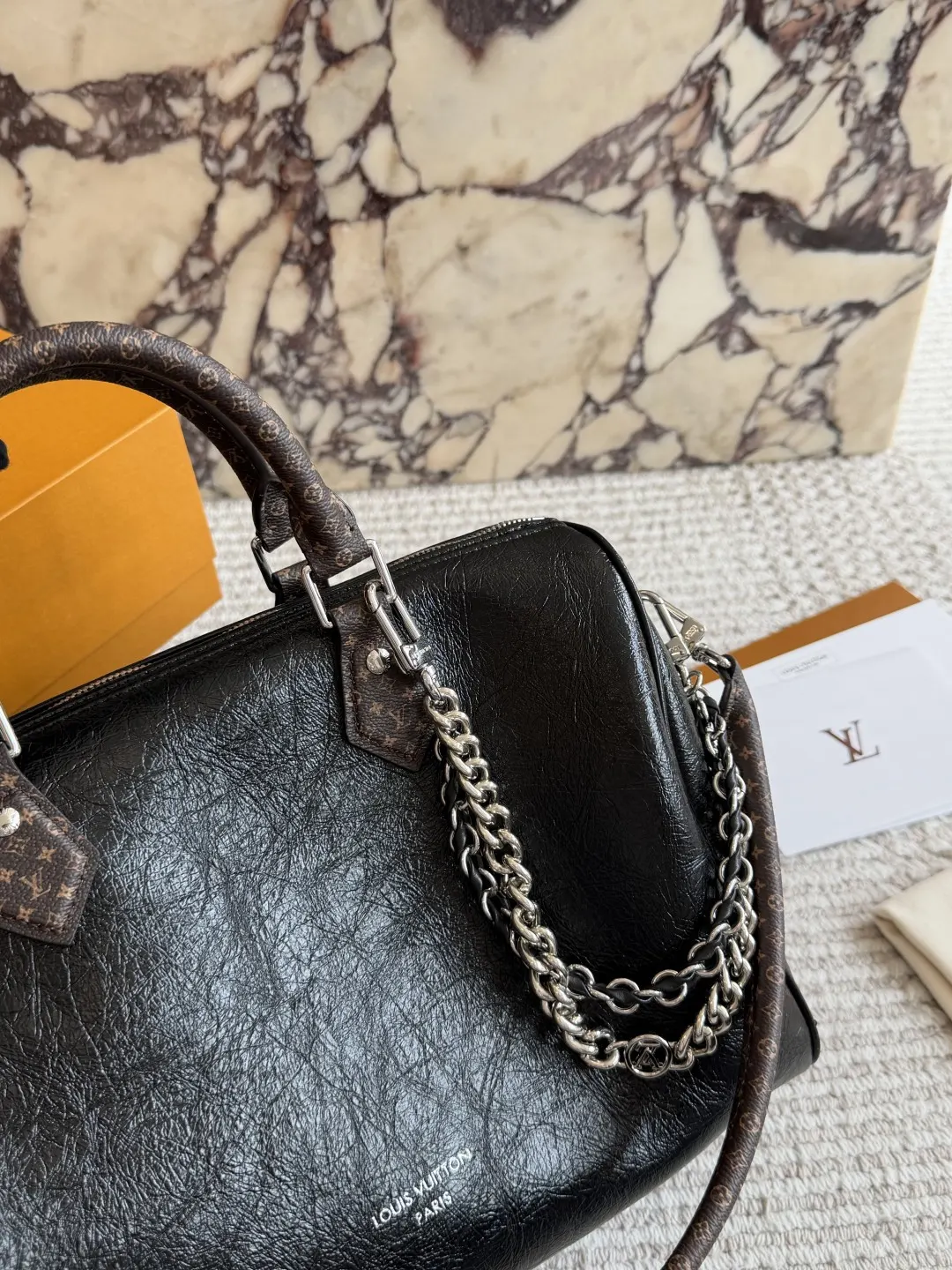 Speedy 30 Top-Handle Bag with Chain Strap D37018445 — view 3
