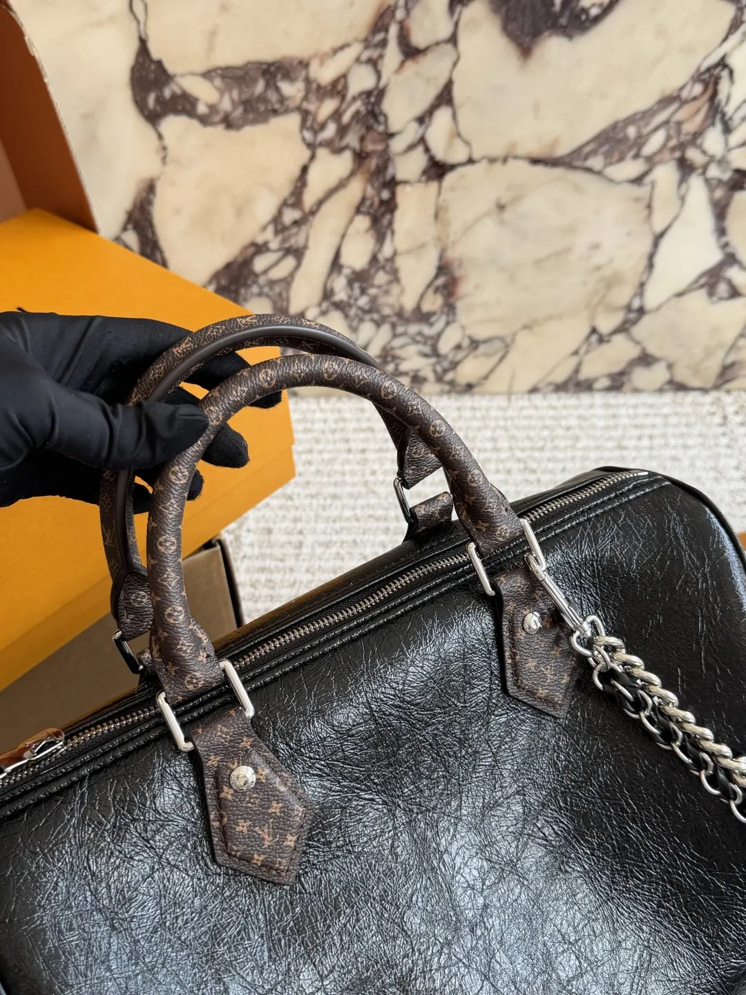 Speedy 30 Top-Handle Bag with Chain Strap D37018445 — view 6