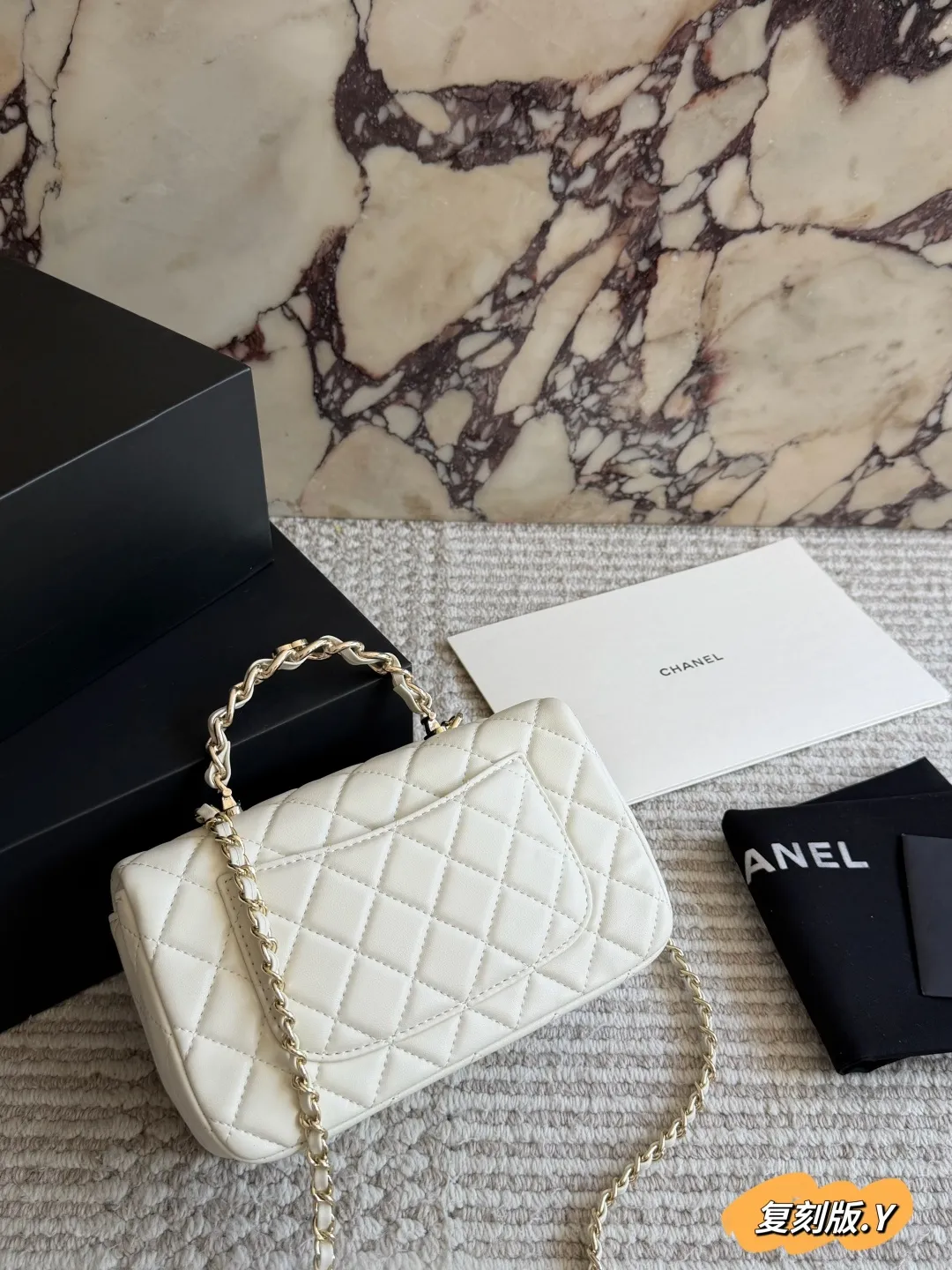 CF Handle Quilted Leather Bag D30018035 — view 7