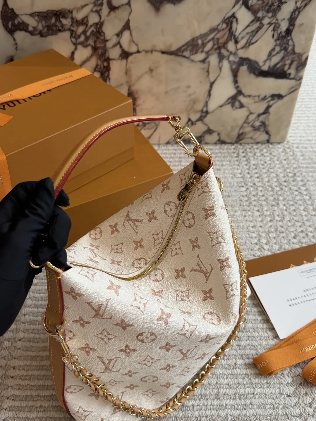 Monogram Multipass Hobo Bag D35518166 — view 2