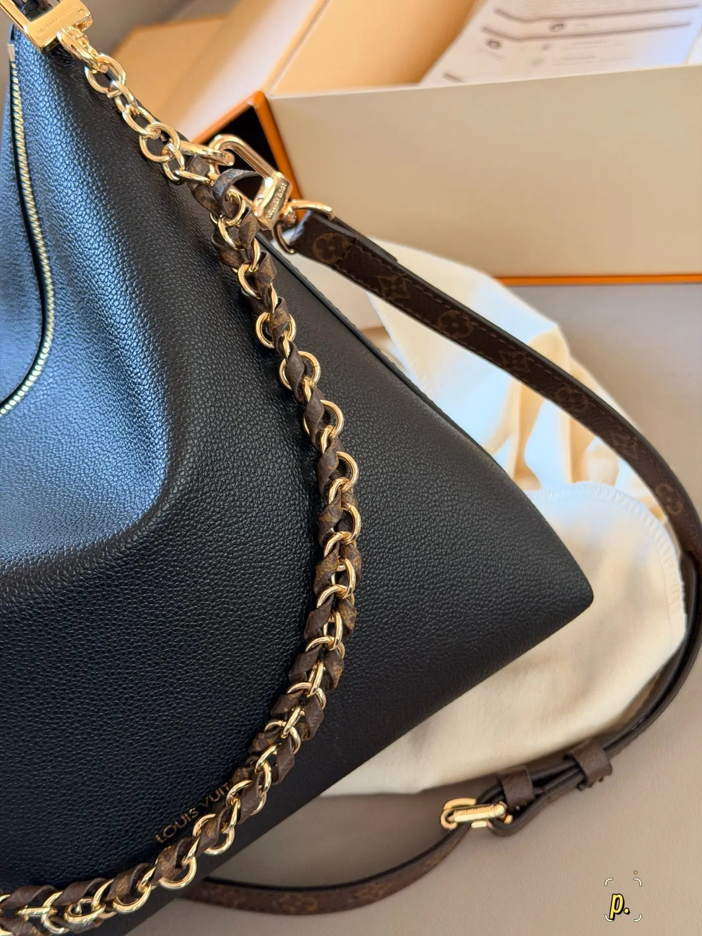 Multipass Grained Leather Shoulder Bag D35518444 — view 6