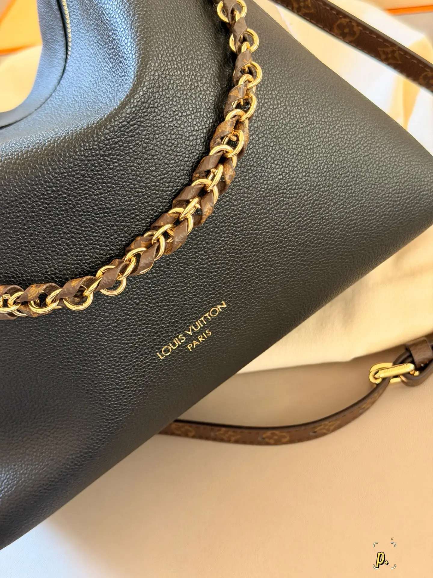 Multipass Grained Leather Shoulder Bag D35518444 — view 7