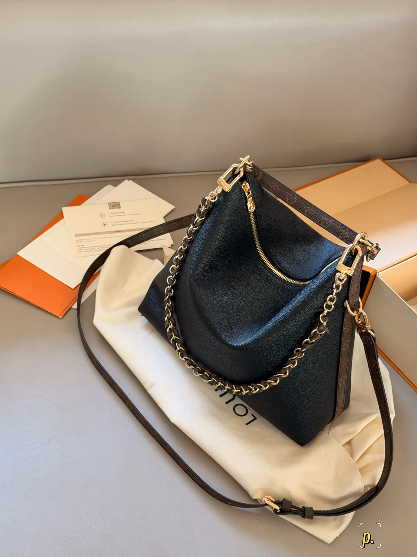 Multipass Grained Leather Shoulder Bag D35518444 — view 8