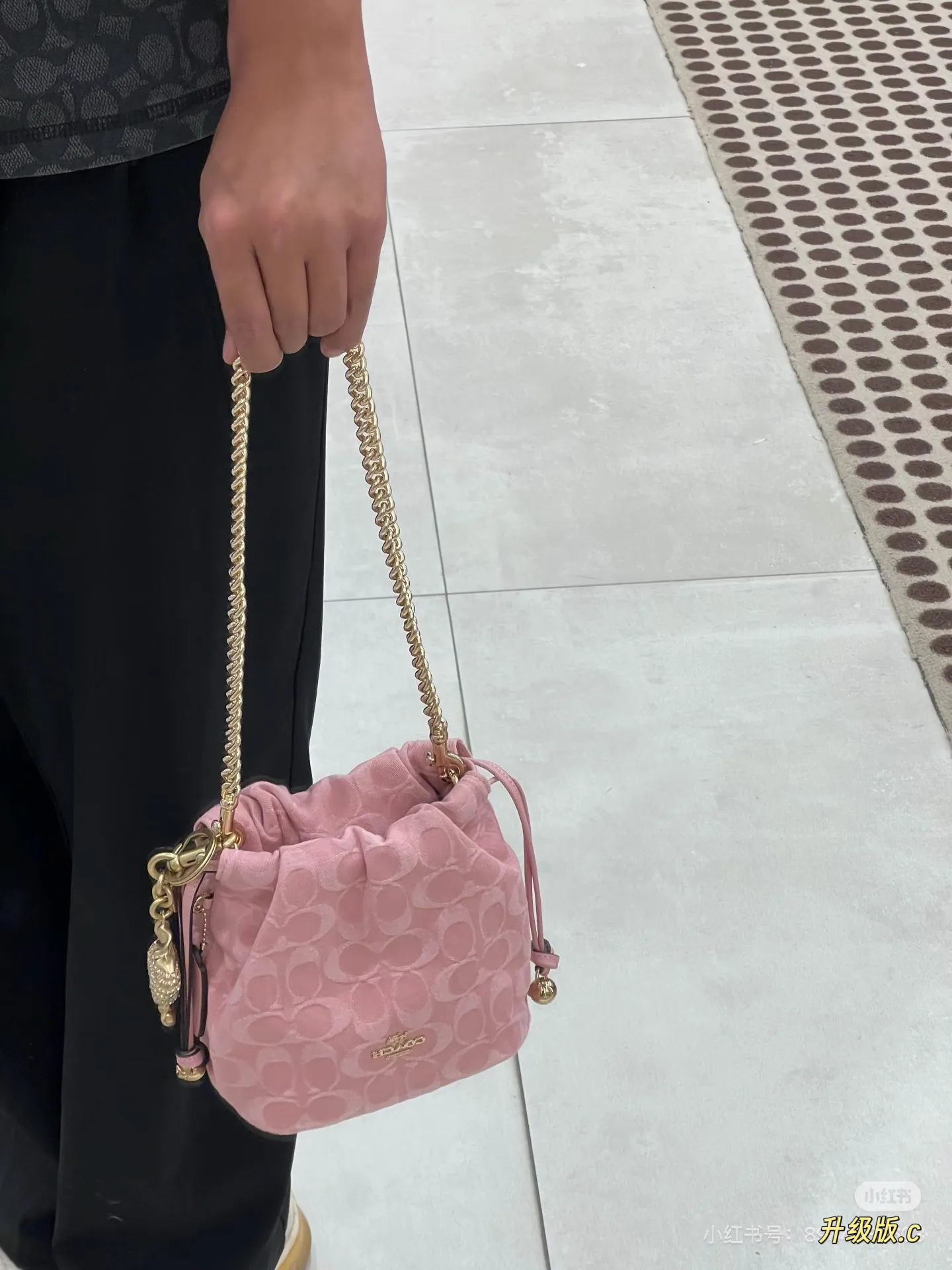 Coach Signature Monogram Bucket Bag D34518419 — view 2