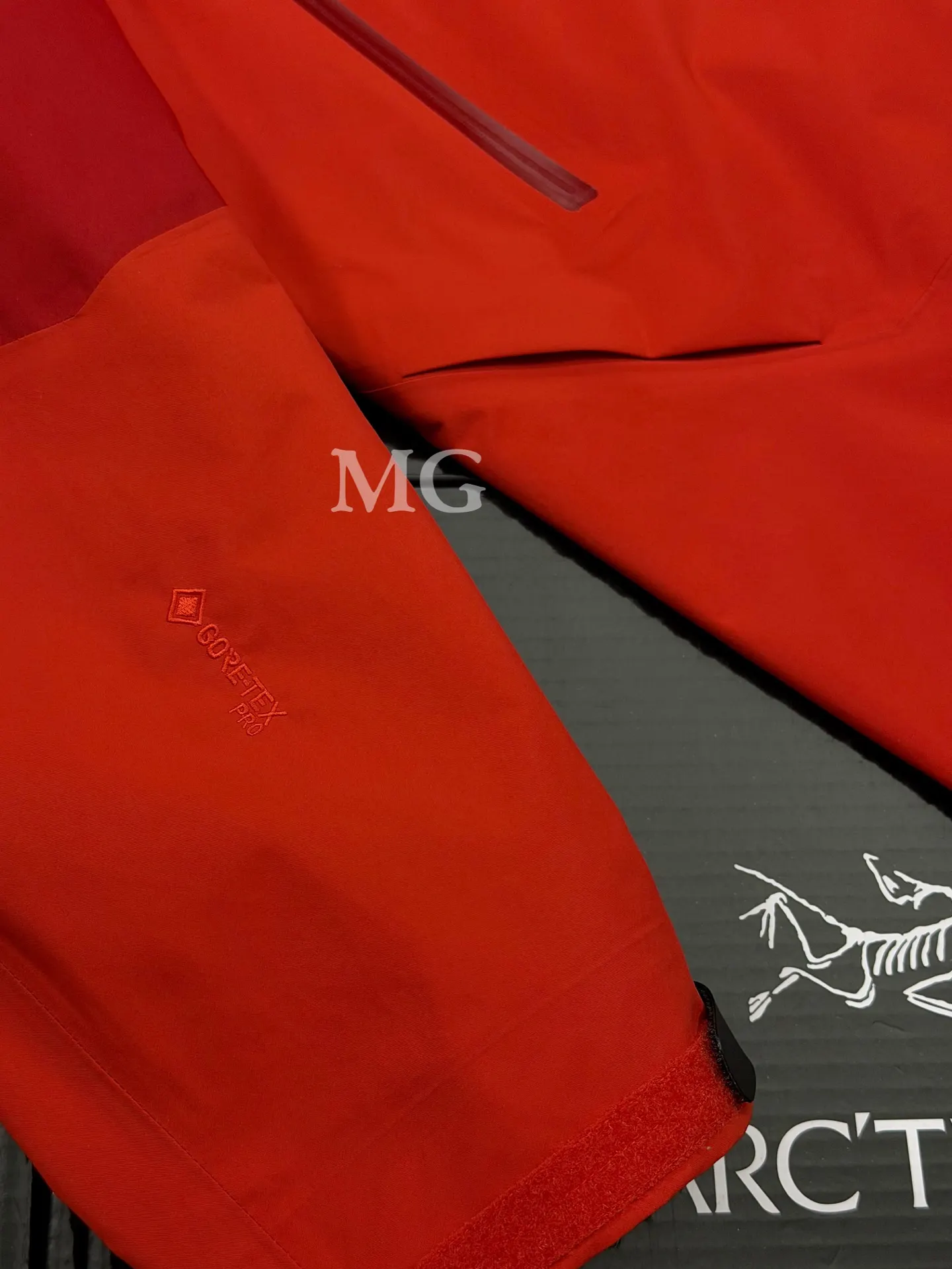 Rush Jacket Year of the Horse Limited Edition D39019542 — view 6
