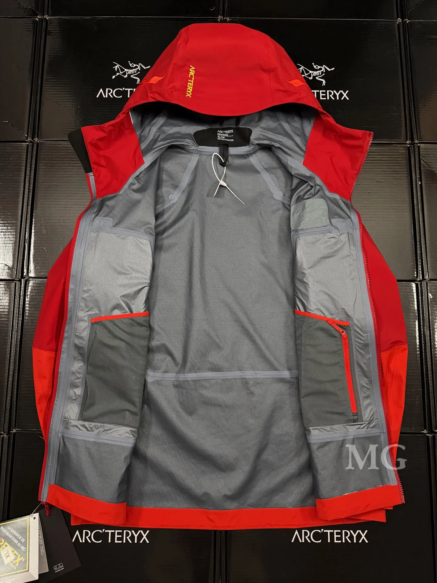 Rush Jacket Year of the Horse Limited Edition D39019542 — view 7