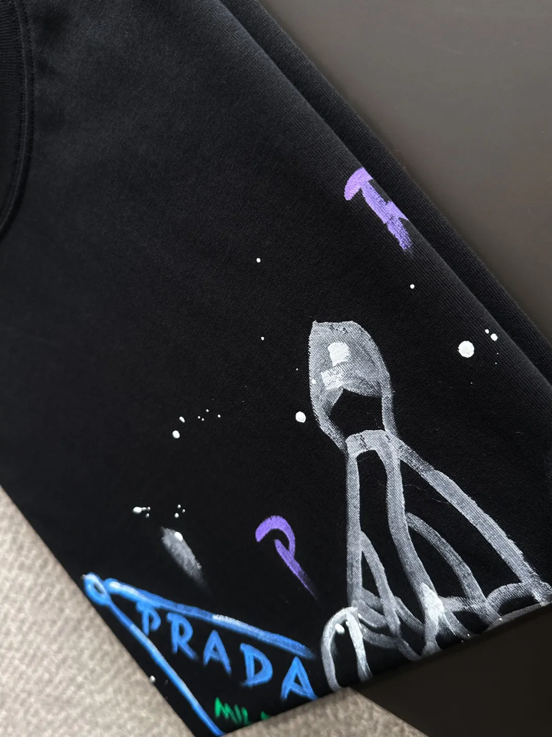Prada Graphic Print Cotton T-Shirt D18013156 — view 7