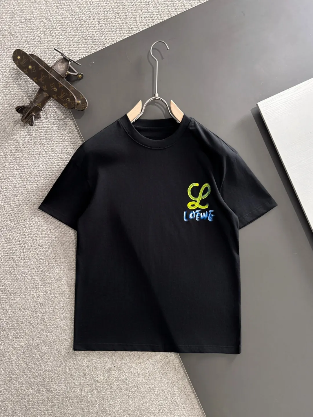 Logo Graphic Cotton T-Shirt D18013158