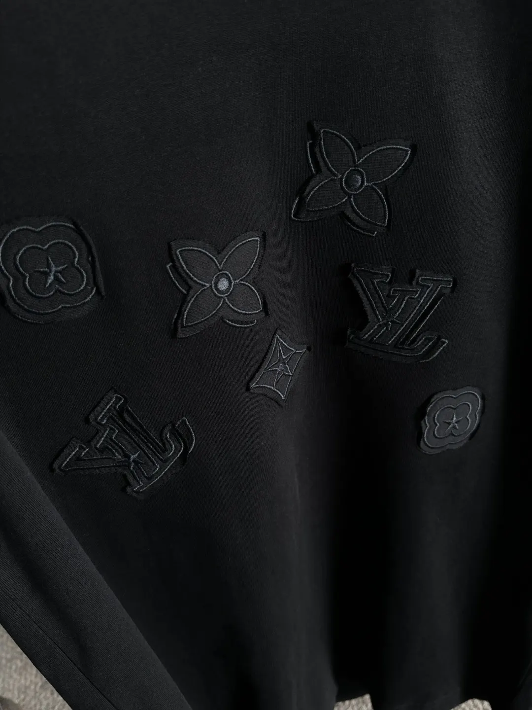 Embroidered Monogram Cotton T-Shirt D18013150 — view 3