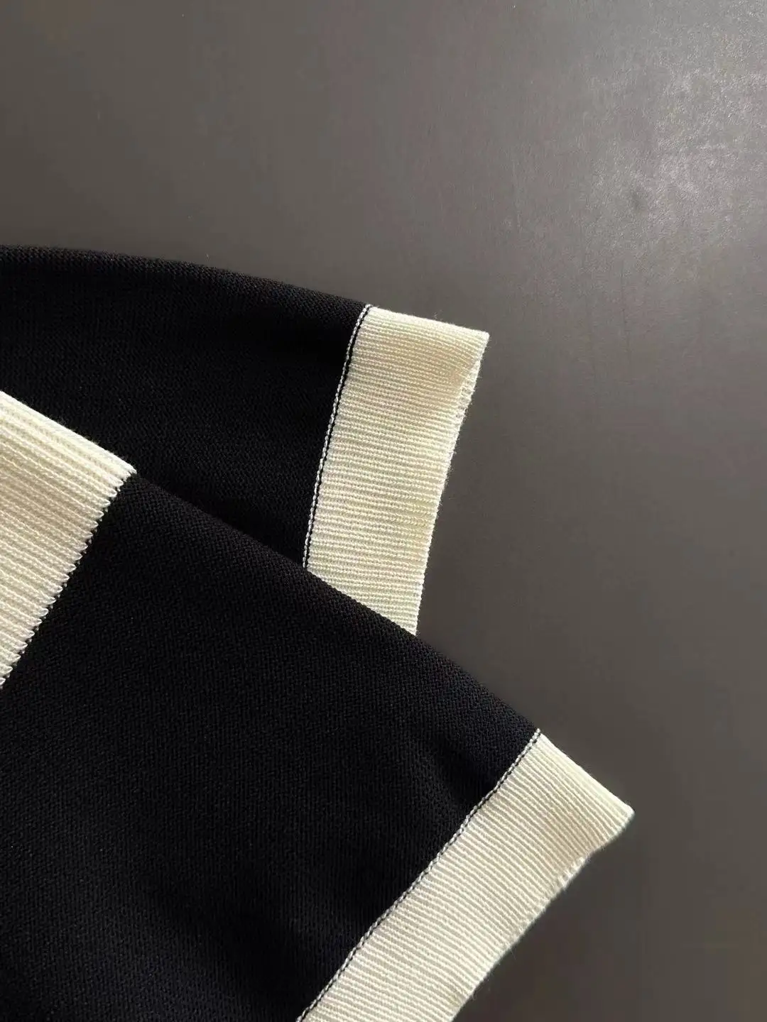 Striped Knit Half-Zip Polo Shirt D20014925 — view 5