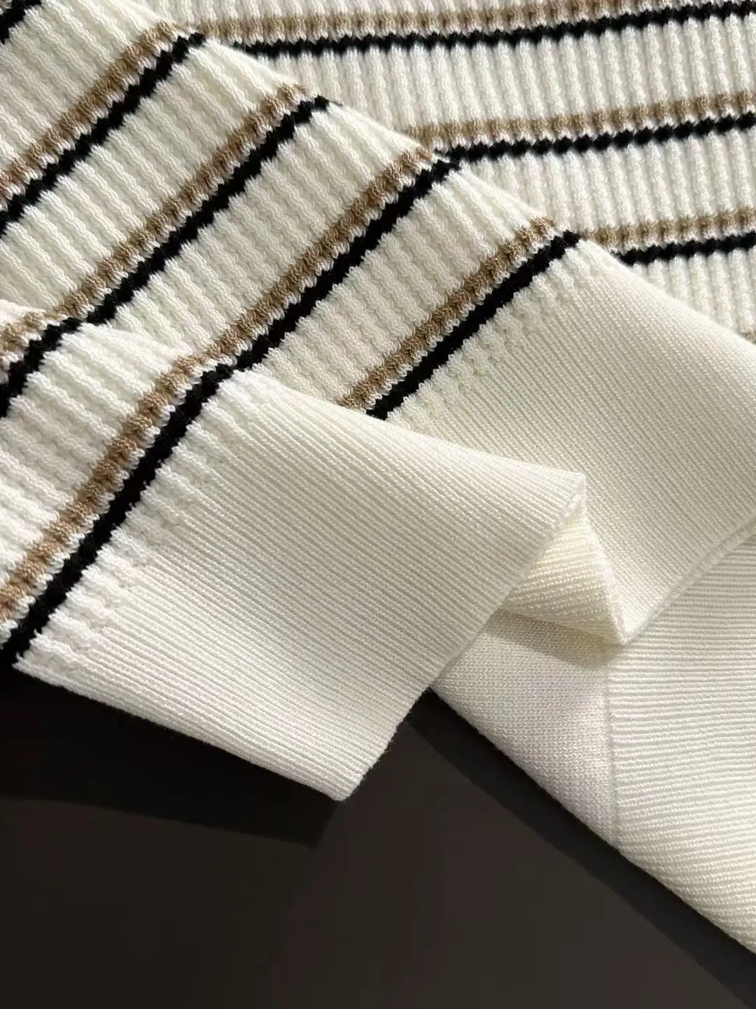 Striped Knit V-Neck Polo Shirt D20014854 — view 6