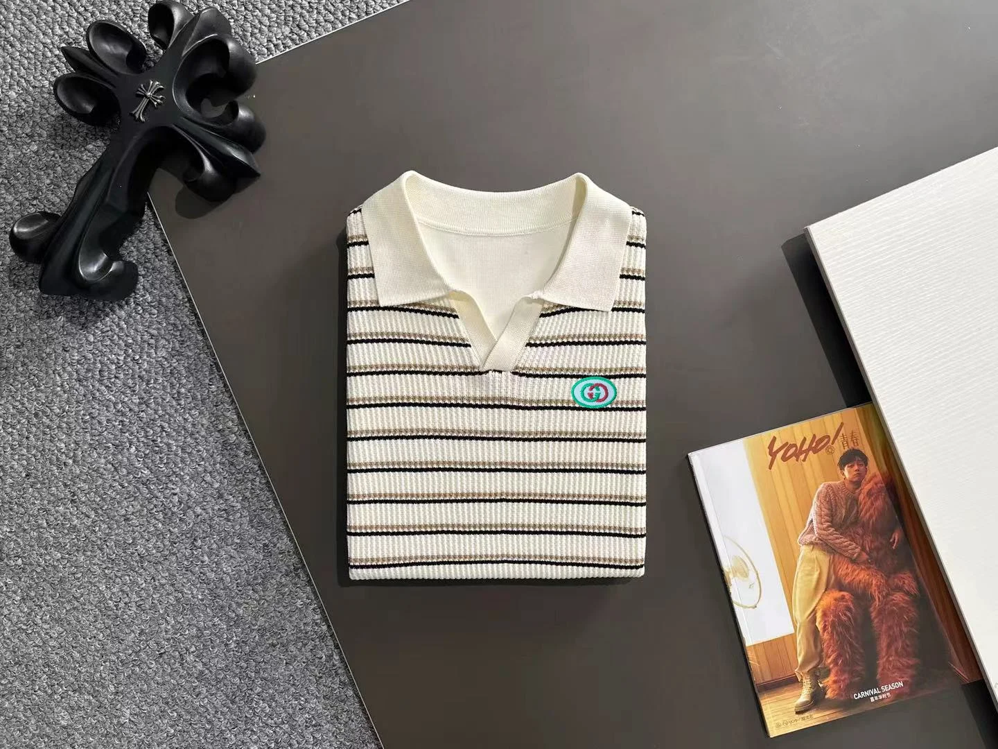 Striped Knit V-Neck Polo Shirt D20014854 — view 8