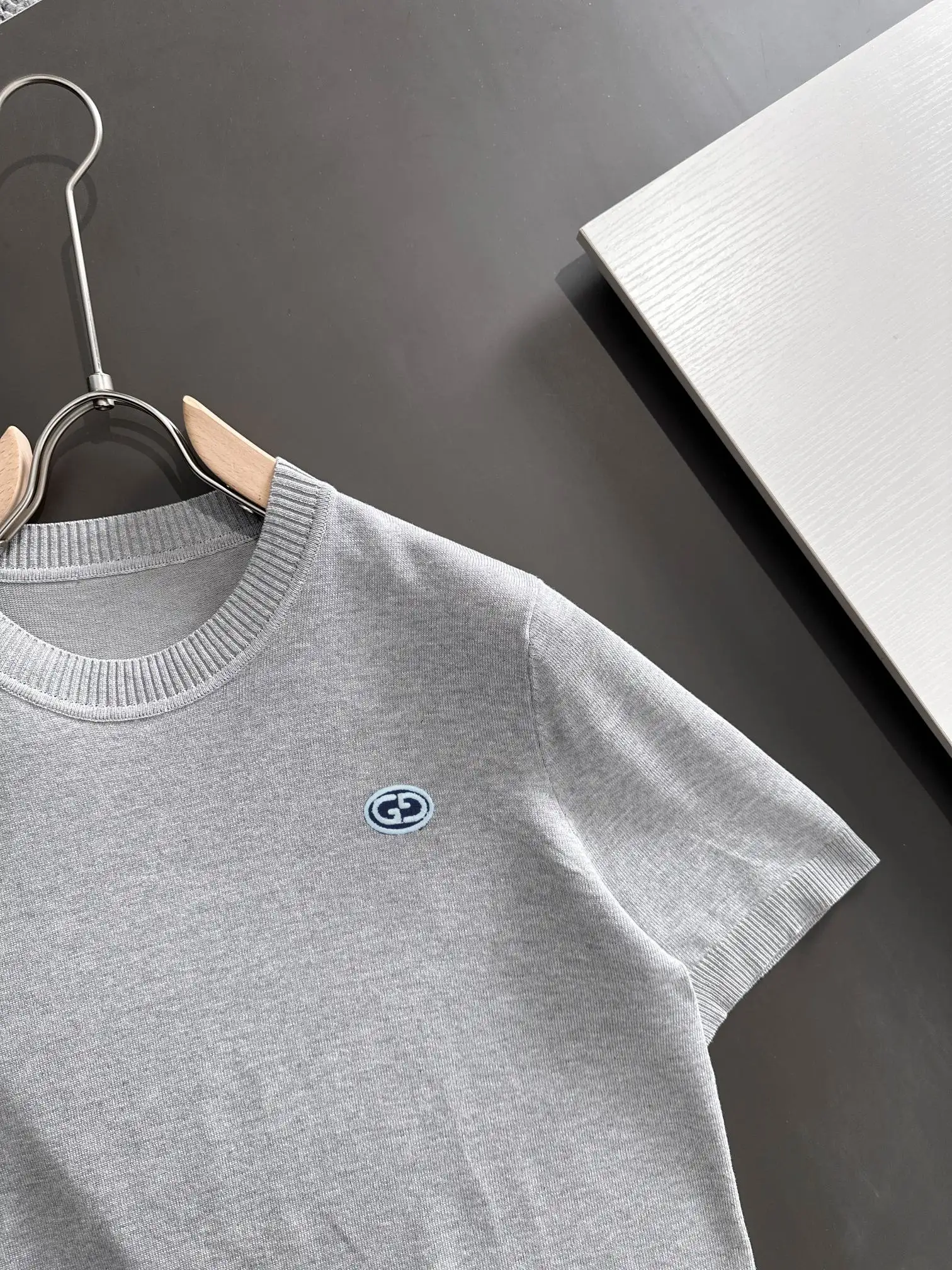 Logo-Embroidered Silk-Blend Knit T-Shirt D20014799 — view 2