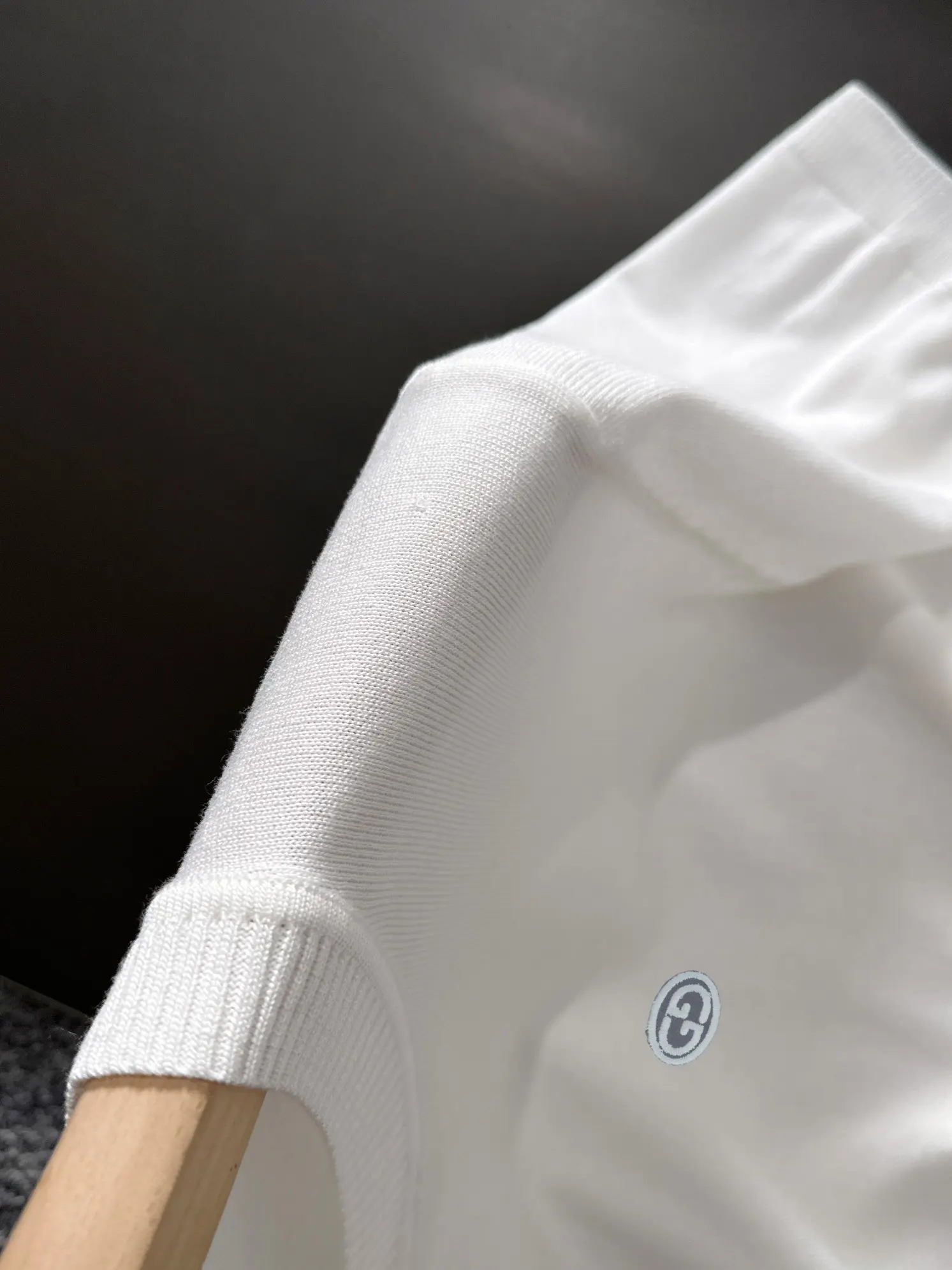 Logo-Embroidered Fine-Knit T-Shirt D20014800 — view 4