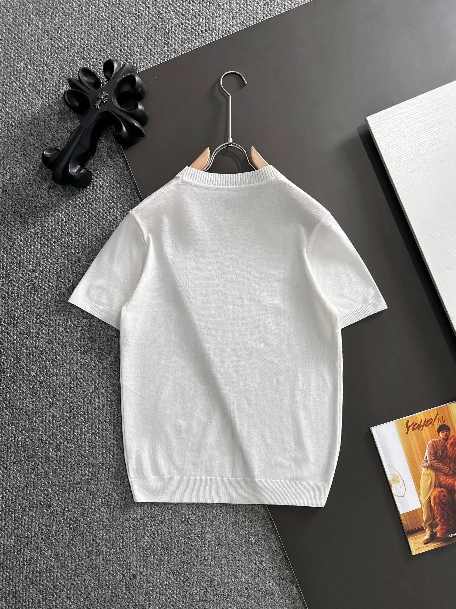 Logo-Embroidered Fine-Knit T-Shirt D20014800 — view 9