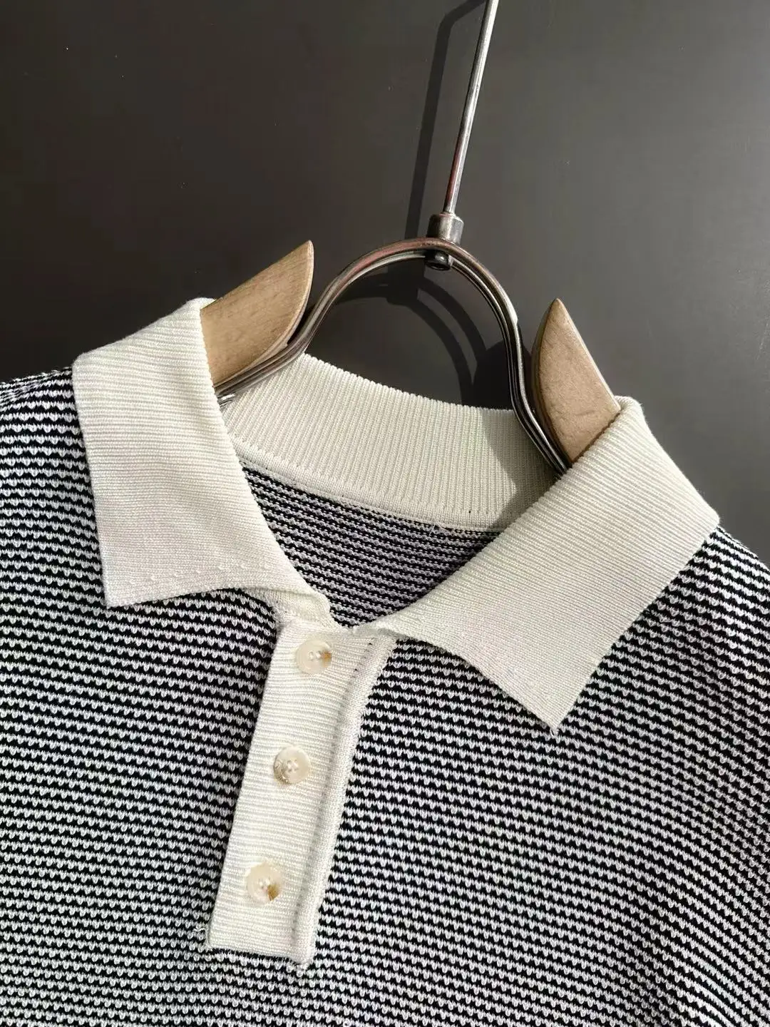 Textured Stripe Knit Polo Shirt D20014858 — view 3