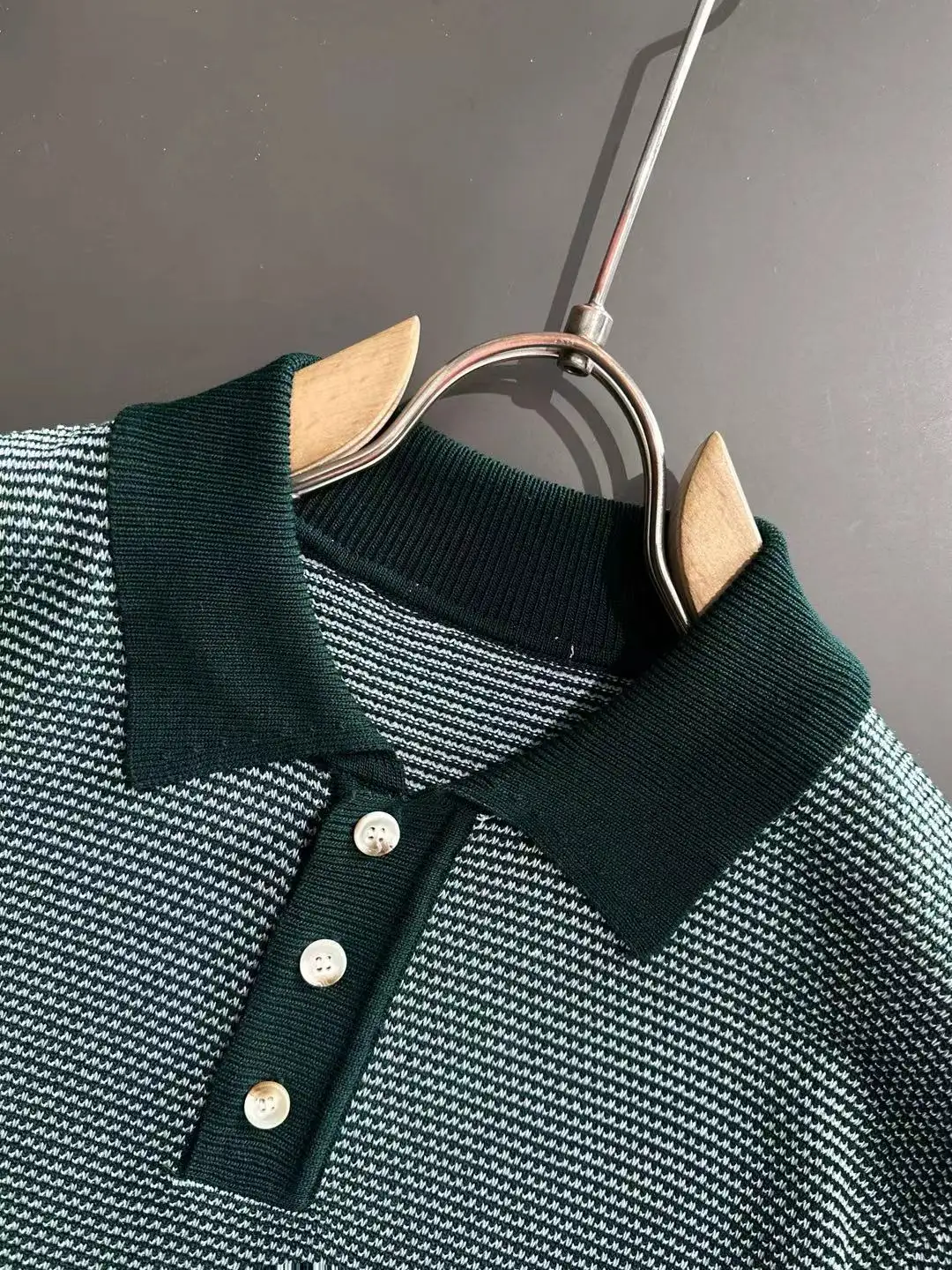 Textured Striped Knit Polo Shirt D20014859 — view 3