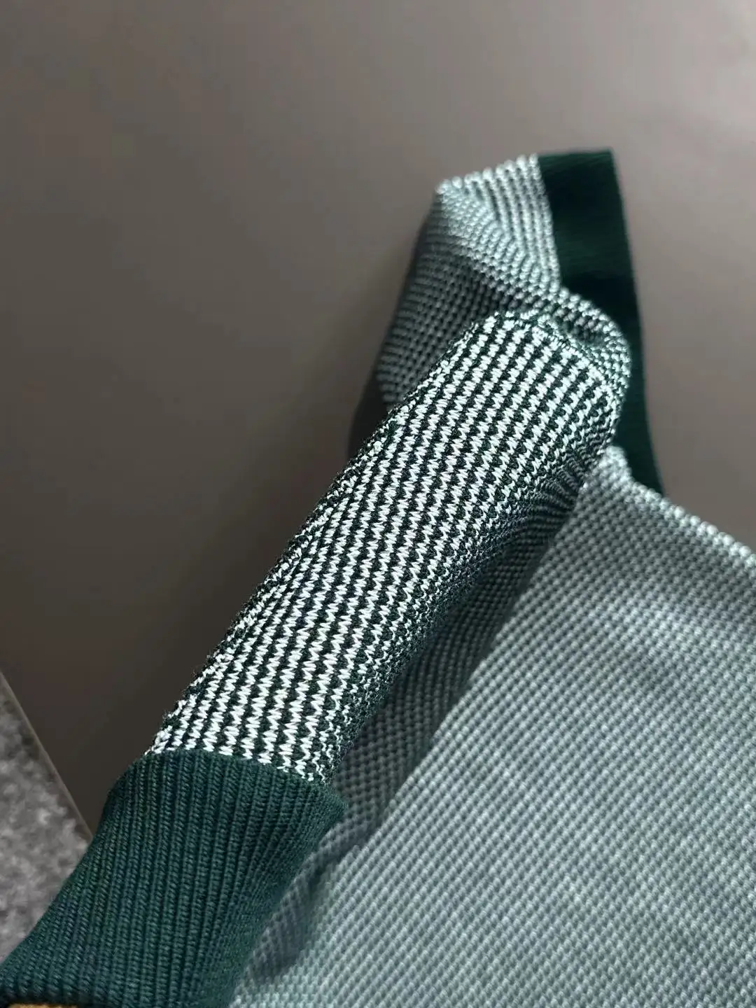 Textured Striped Knit Polo Shirt D20014859 — view 4