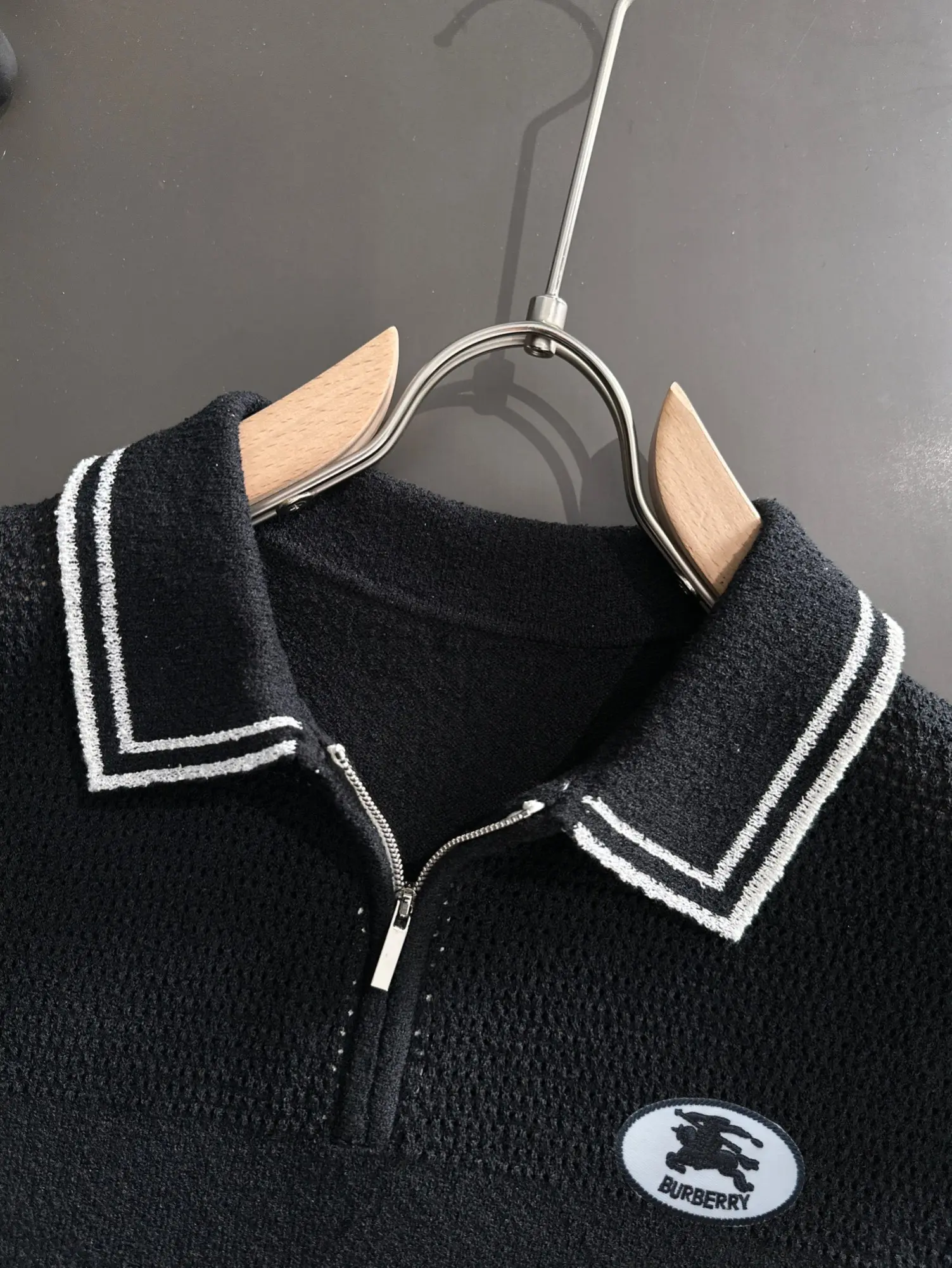 Contrast-Trim Half-Zip Knit Polo Shirt D20014789 — view 3
