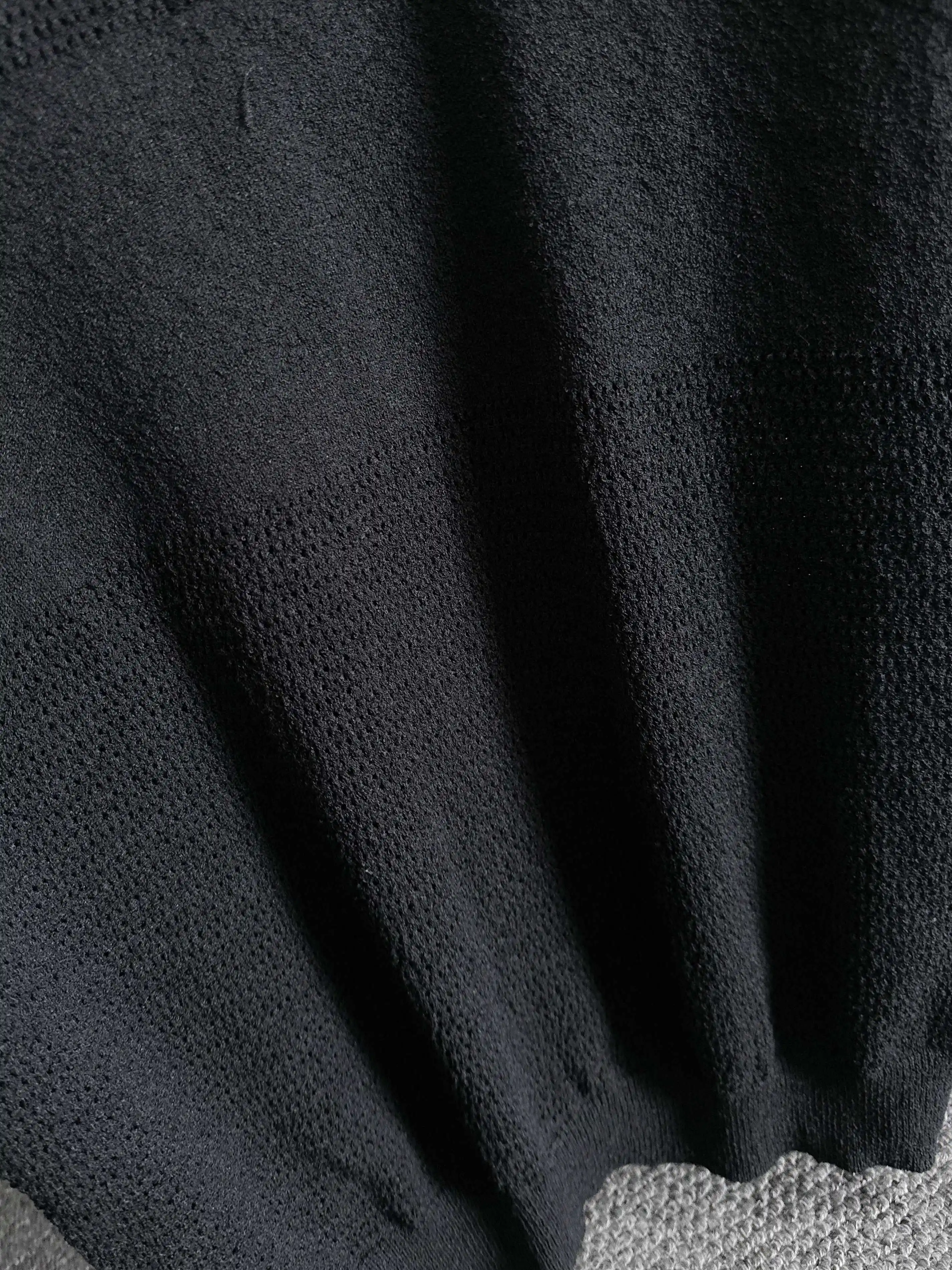 Contrast-Trim Half-Zip Knit Polo Shirt D20014789 — view 7
