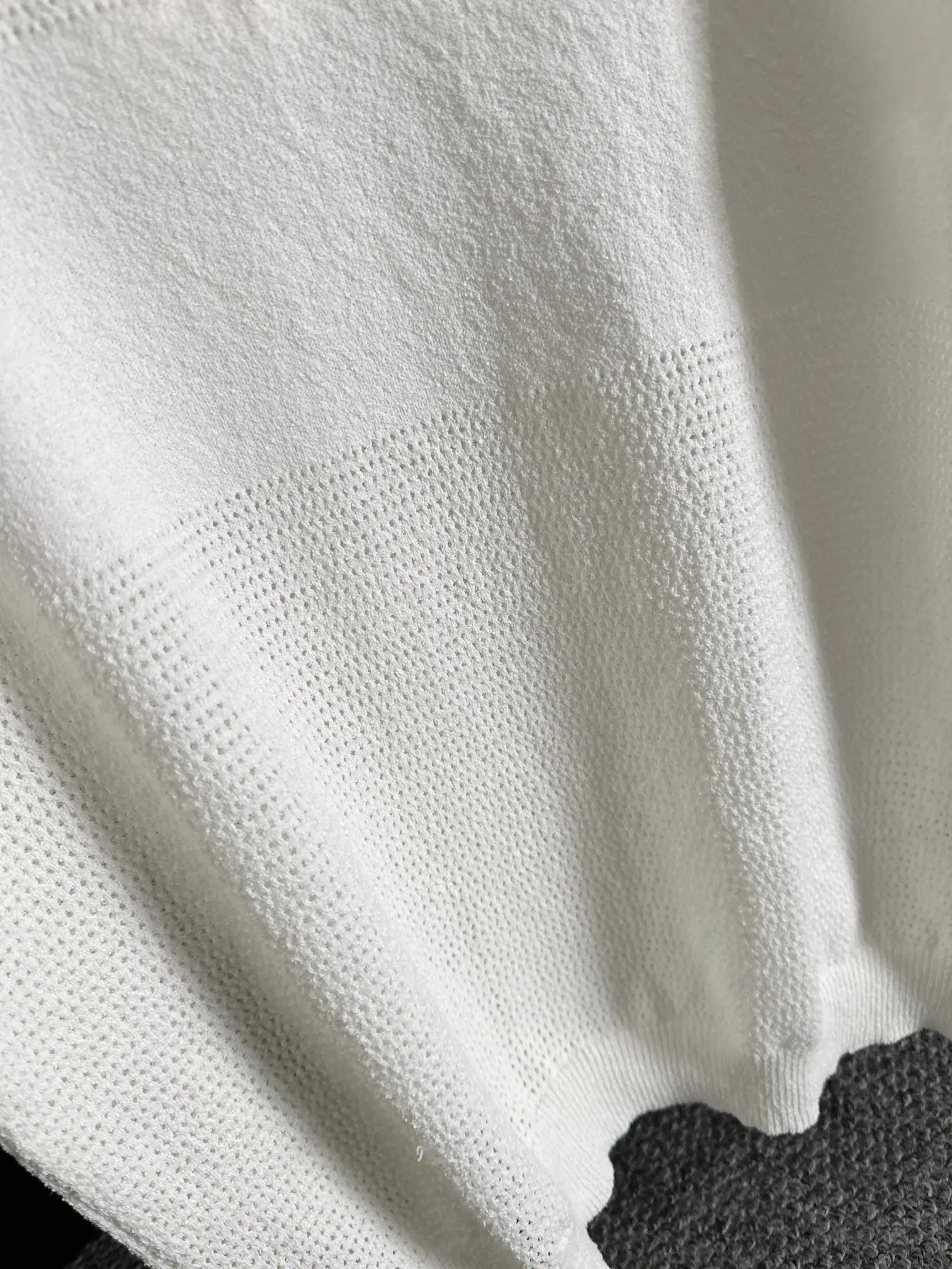 Contrast-Trim Half-Zip Knit Polo Shirt D20014788 — view 7